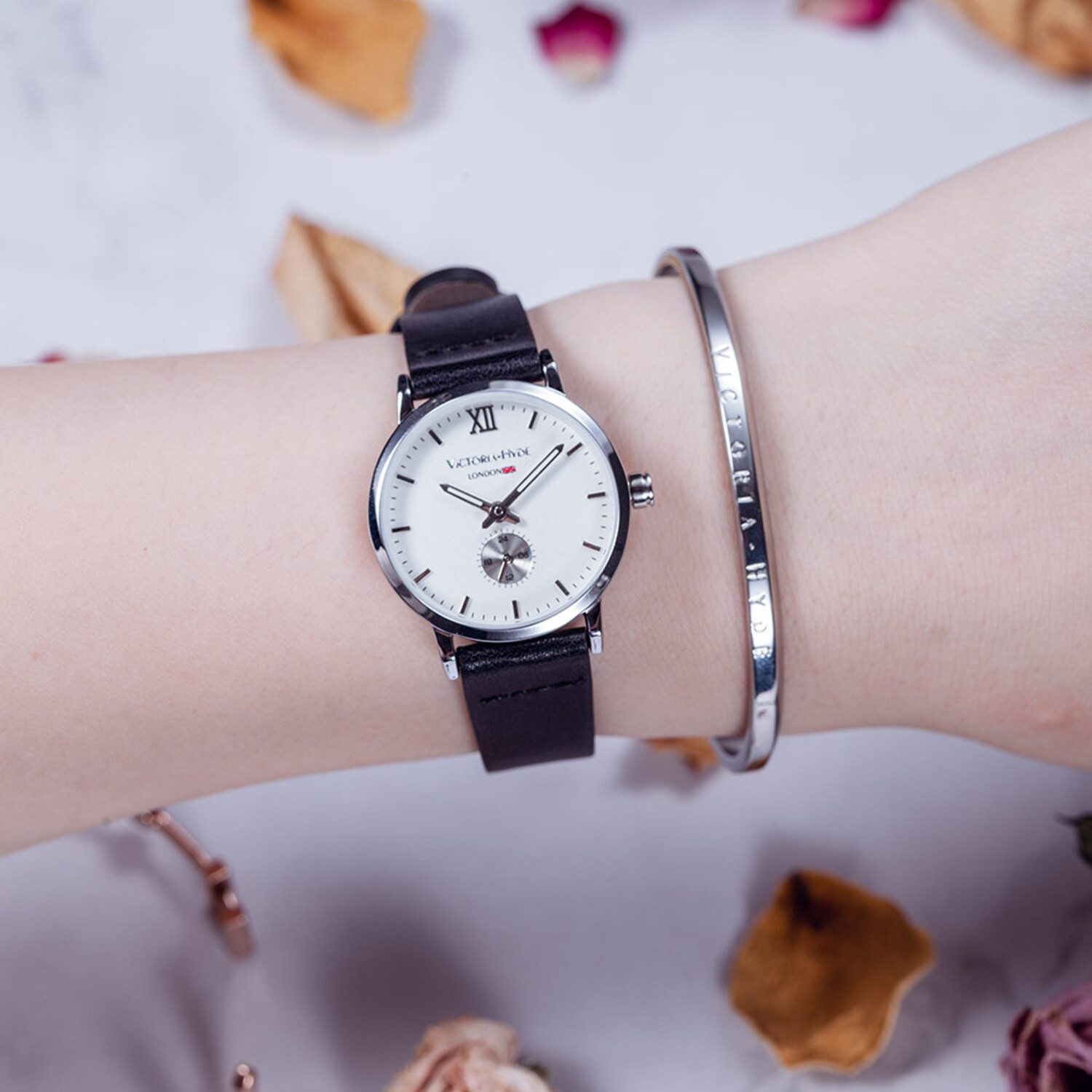 Victoria Hyde Quarzuhr Victoria Hyde London Eyes Damen Basic, Armbanduhr, Damenuhr Lederarmband, (1-tlg., Kein Set)