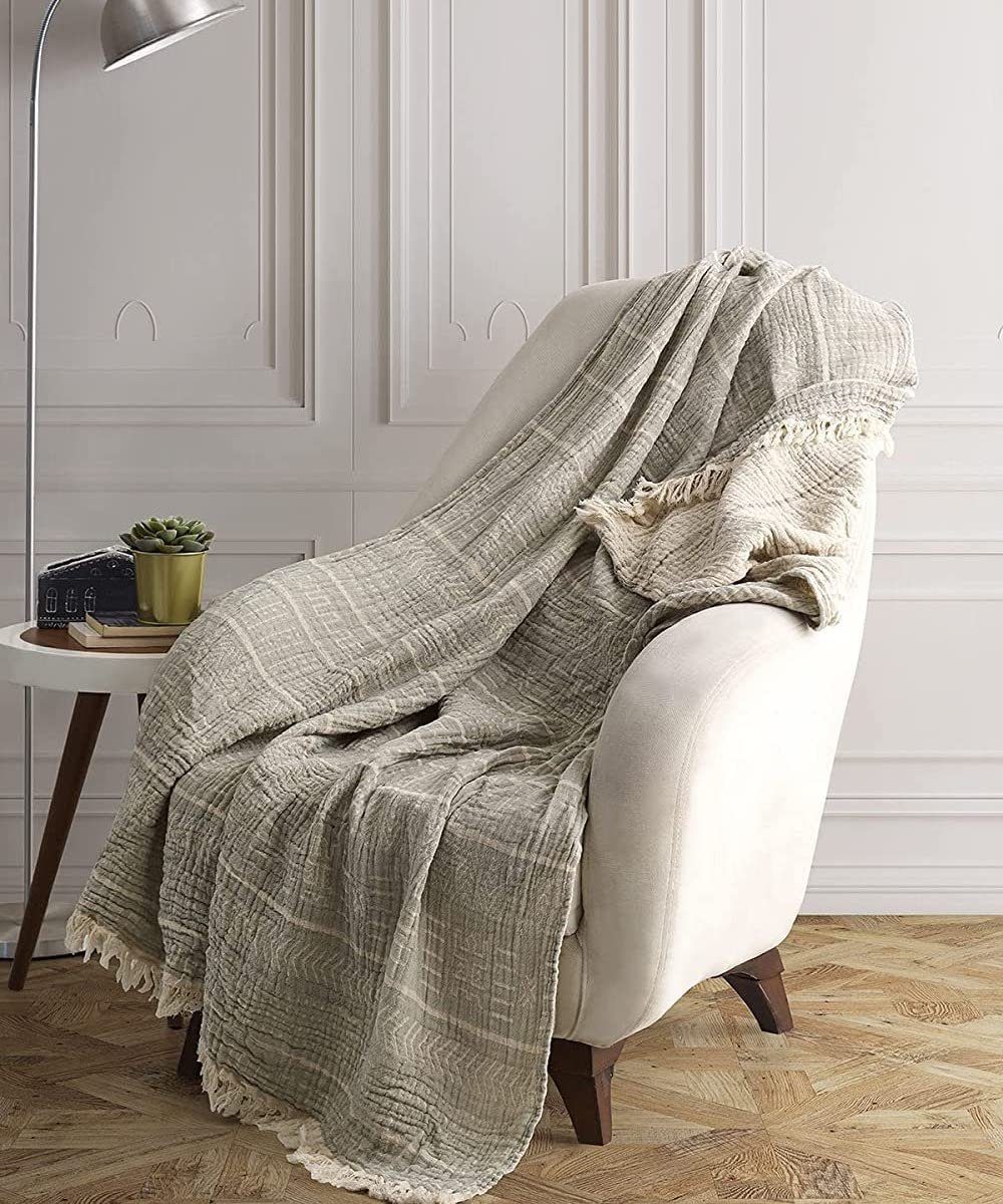 BOHORIA Tagesdecke Musselin Tagesdecke The Aztec Throw 130x170cm, 100% Baumwolle, Kann für Bett, Sofa, Stuhl, Outdoor und Indoor genutzt werden.. Reduzierter Preis € 34,90. Unverbindliche Preisempfehlung € 44,90, (€ 34,90 pro 1 Stk)