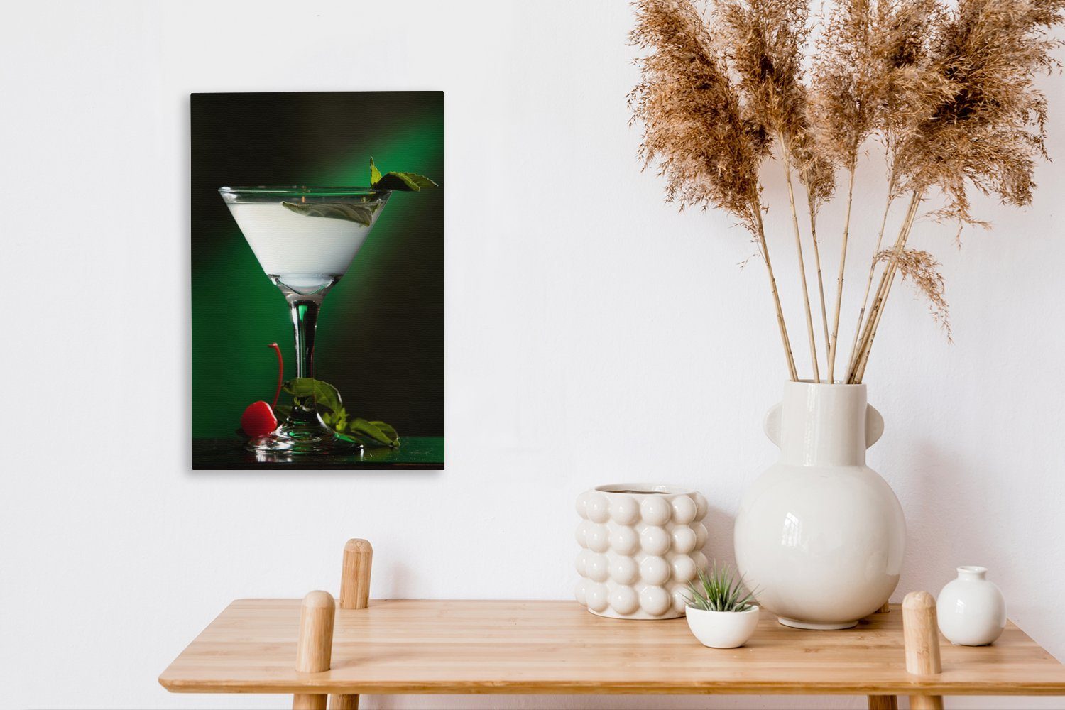 bespannt mit Gemälde, inkl. fertig cm (1 Leinwandbild Zackenaufhänger, 20x30 Leinwandbild Martini-Cocktail grünem St), Hintergrund, Minzblättern OneMillionCanvasses® auf