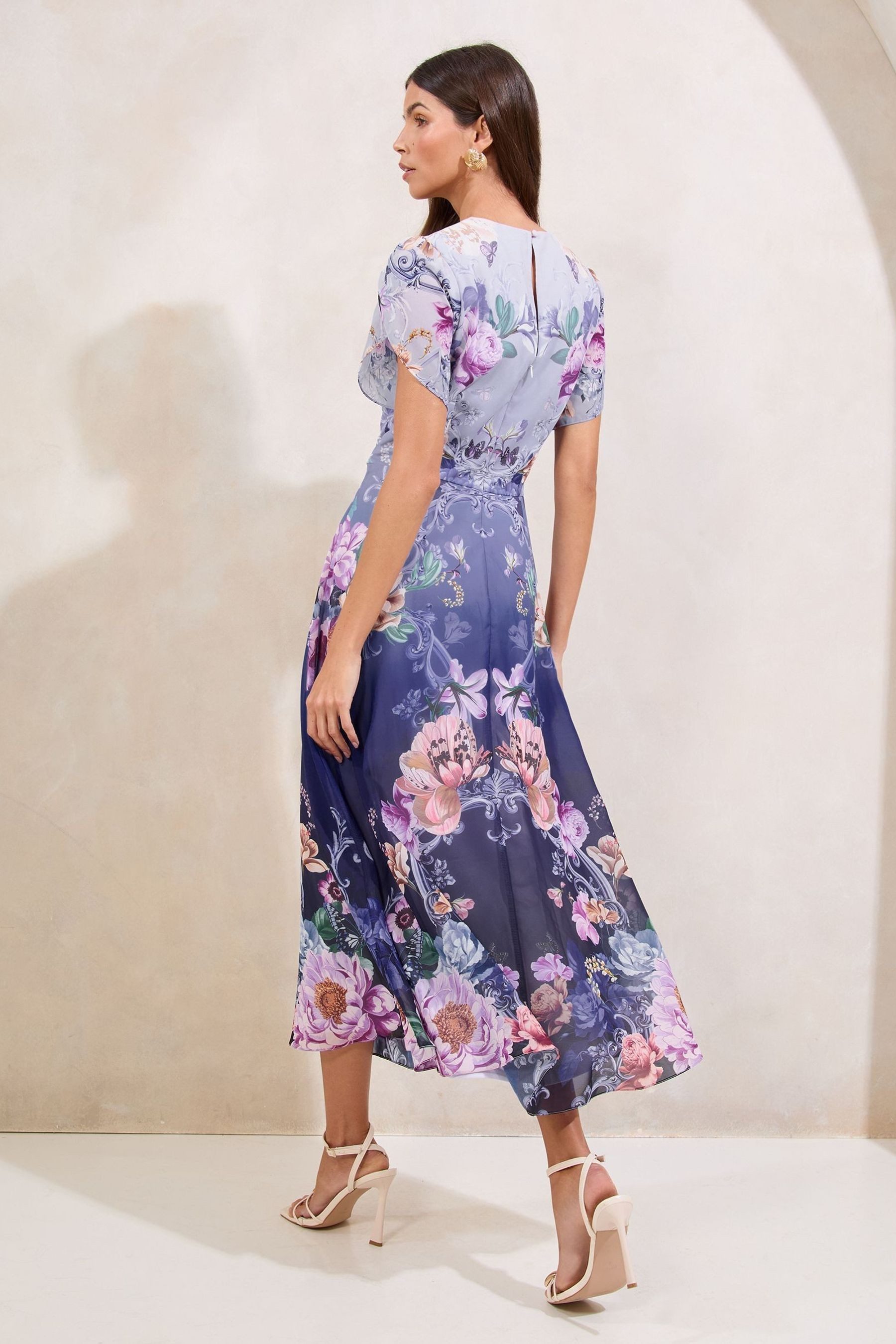 LIPSY Midikleid Lipsy Ausgestelltes Midikleid, Regular (1-tlg) günstig online kaufen