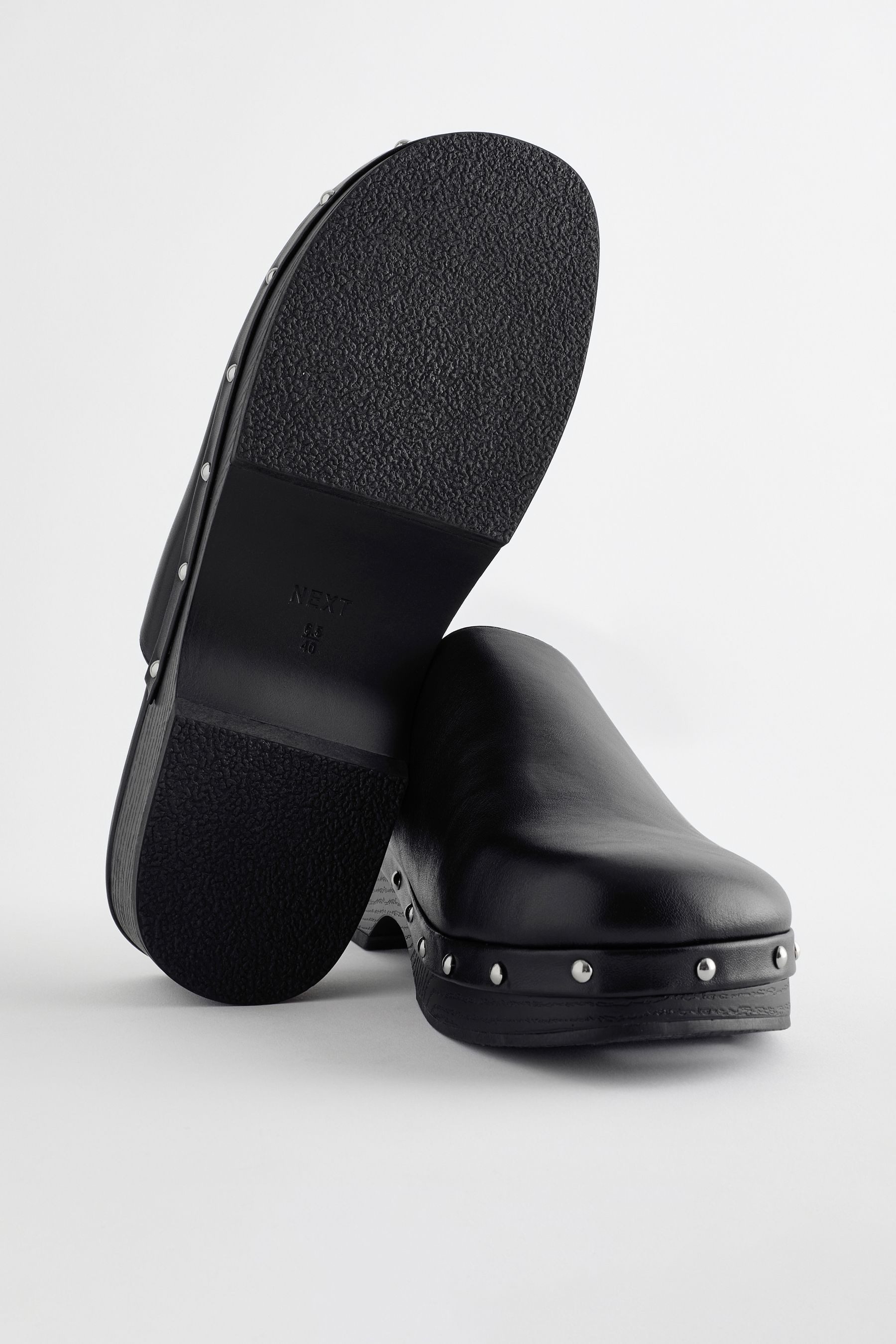 Next Forever Comfort Clog mit Nieten Clog (1-tlg)