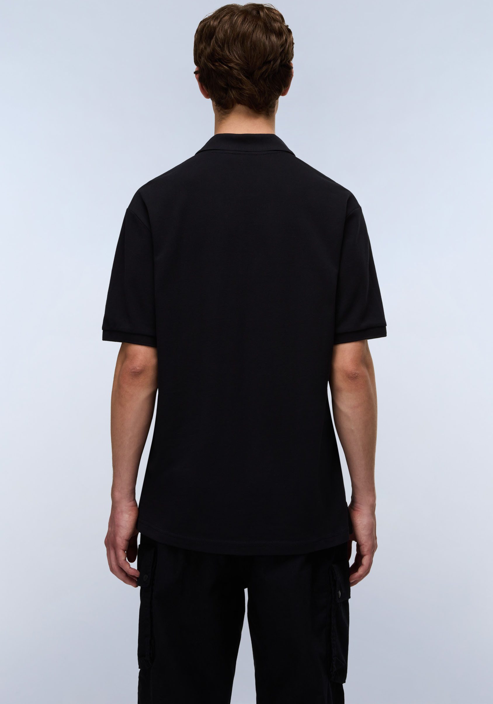 Napapijri Poloshirt E-SMALL BOX Kurzarm-Design, mit Polokragen, aus Baumwolle