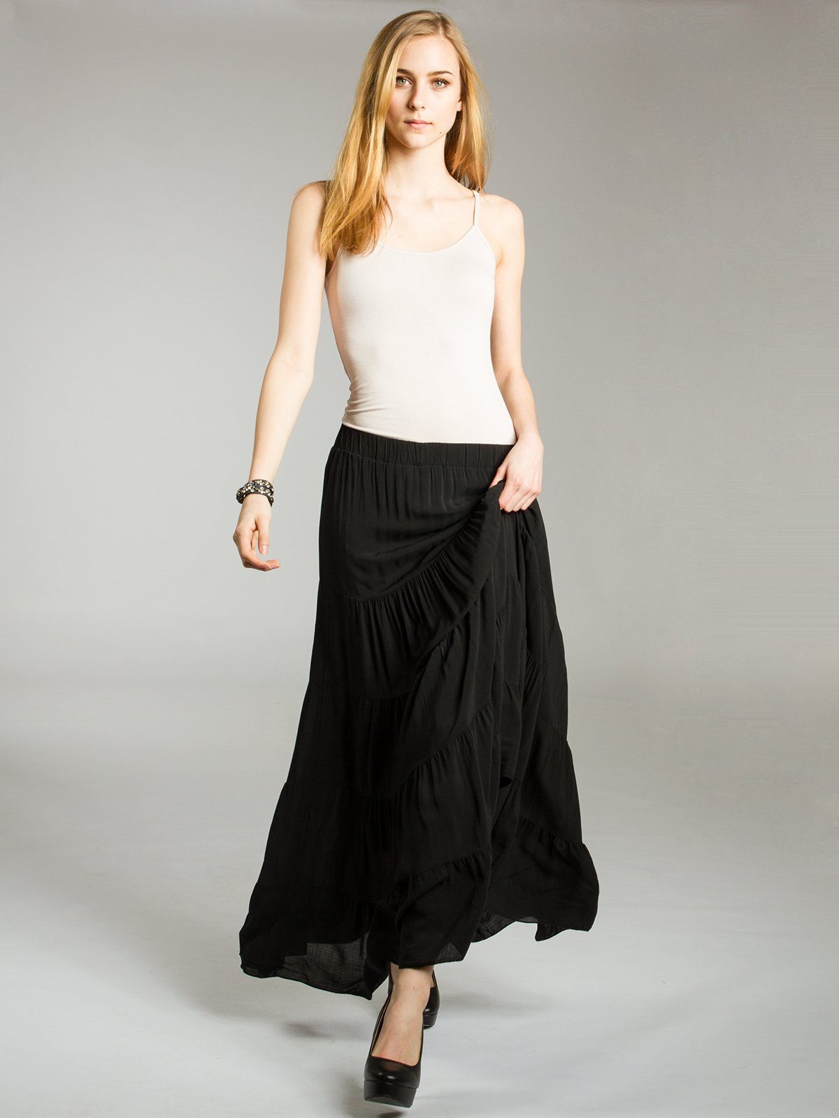Caspar Faltenrock RO020 langer eleganter Damen Maxi Sommer Rock Maxirock - bodenlang bei ca. 157 cm Körpergröße