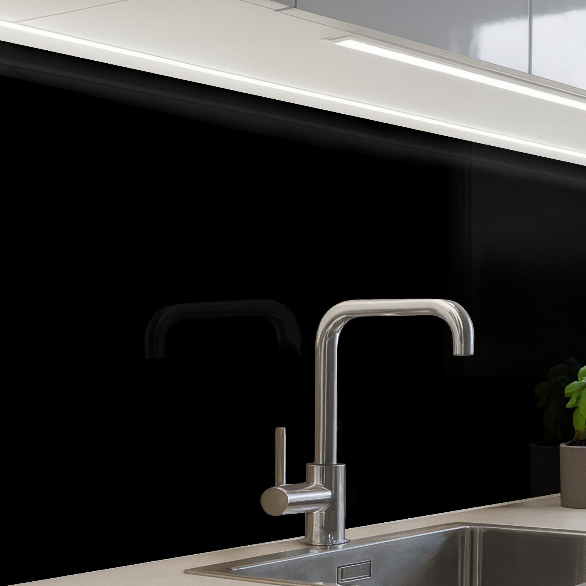 KitchenYeah Küchenrückwand selbstklebend Schwarz - Einfarbig, (1-tlg), Spritzschutz, Küche, Rückwand, Küchenwand, Küchenfront, 80x60 cm