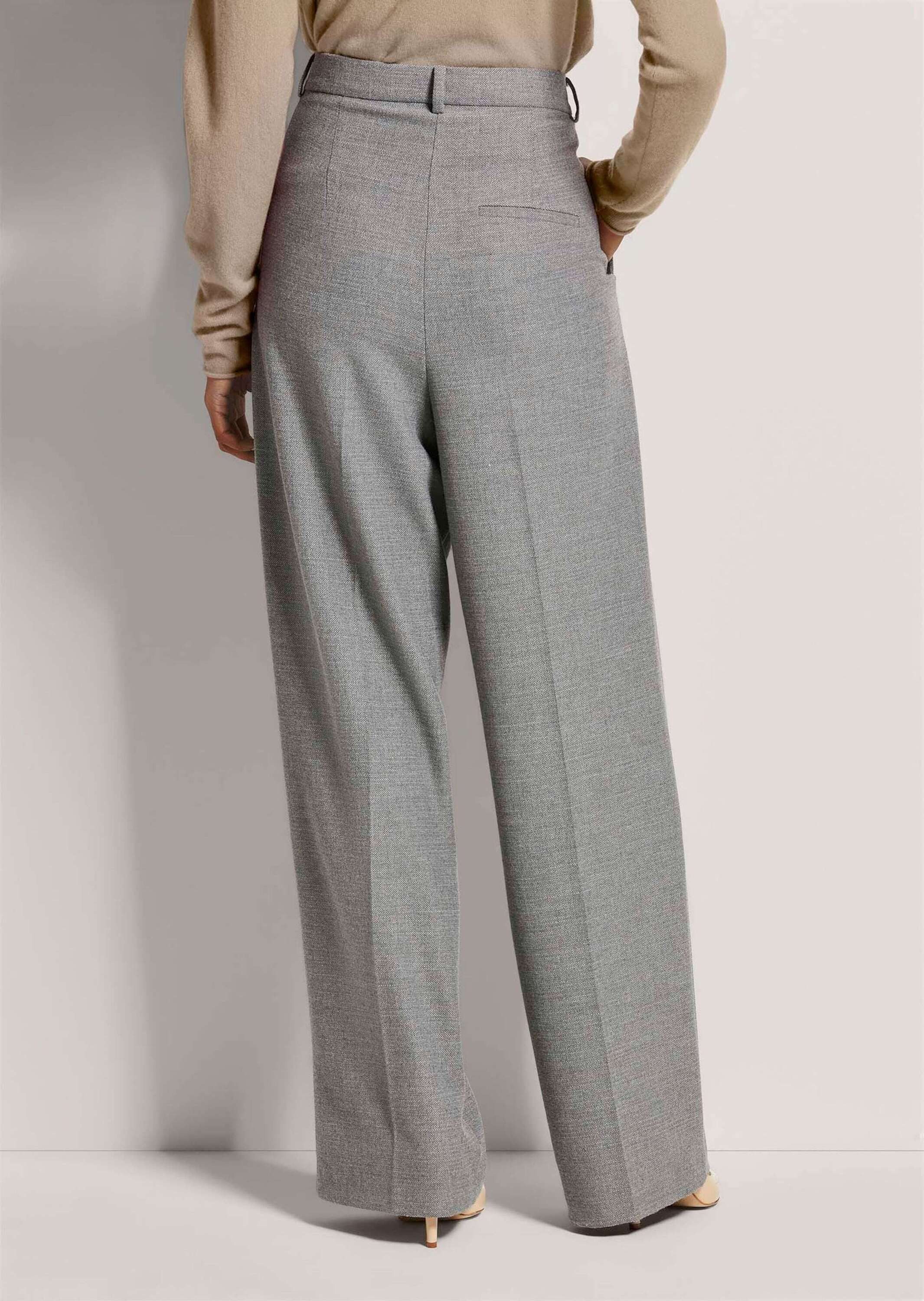 MADELEINE Bundfaltenhose Weite Bundfaltenhose mit Formbund Palazzohose mit lässiger Weite, Knopfverschluss, Gürtelschlaufen