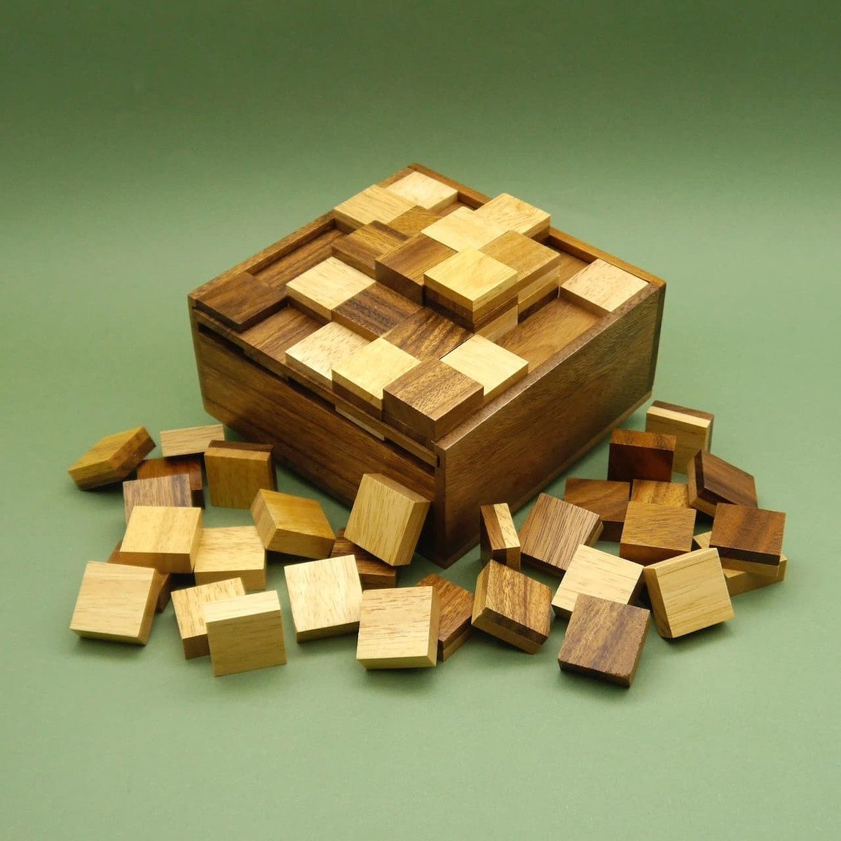 ROMBOL Denkspiele Spiel SQUARETOWER - exclusives Strategiespiel, Brettspiel, exklusiv nur bei uns