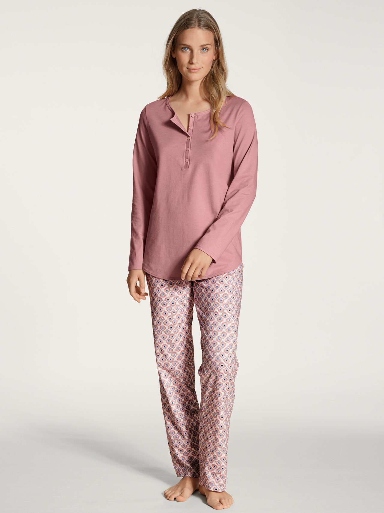 CALIDA Pyjama »Calida Pyjama Damen langarm rosa 47256« (1 tlg., 1 Stück)  aus reiner Baumwolle, Single Jersey