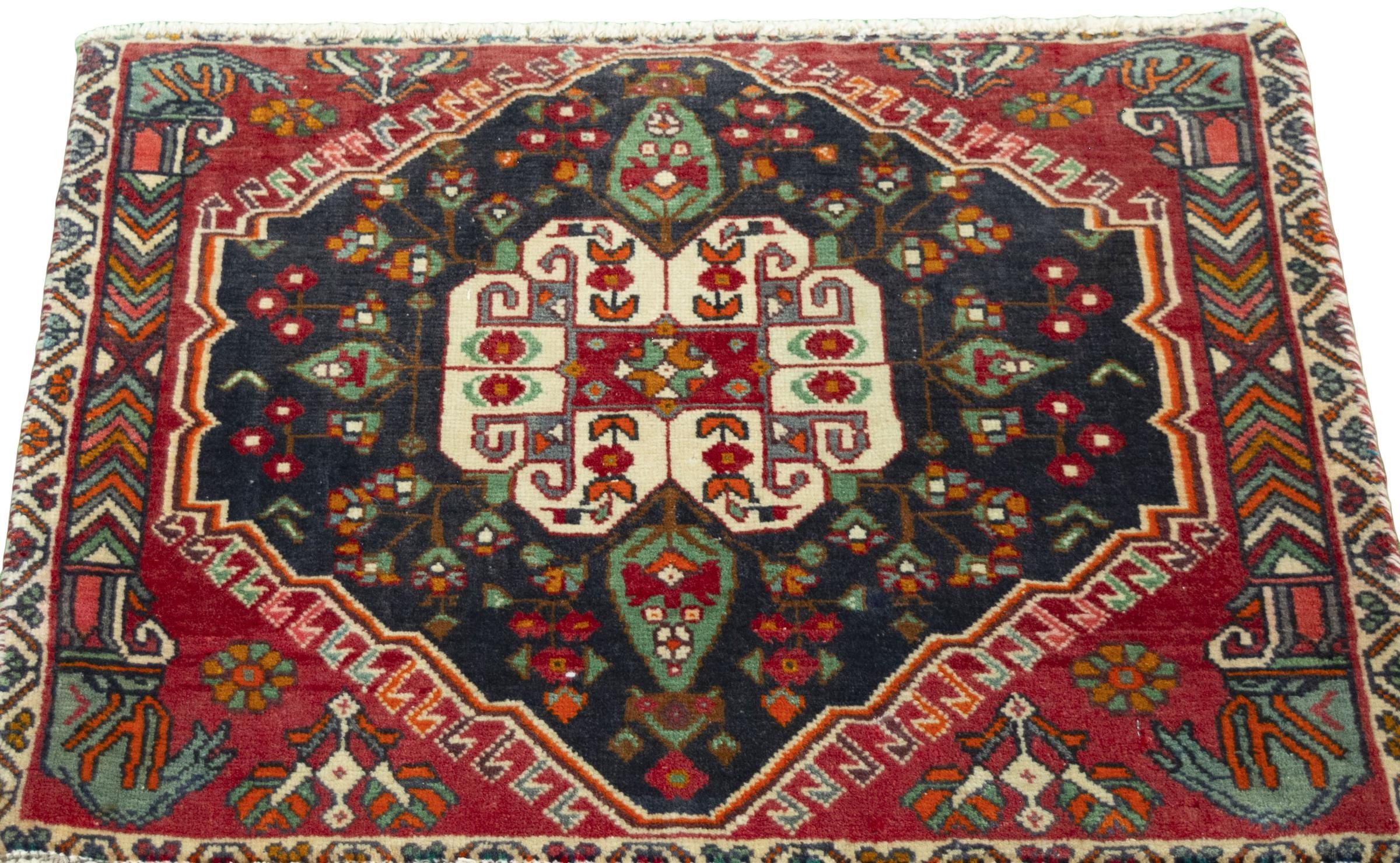 Nain Trading Orientteppich Shiraz 64x56 Handgeknüpfter Orientteppich / Perserteppich, rechteckig, Höhe: 10 mm