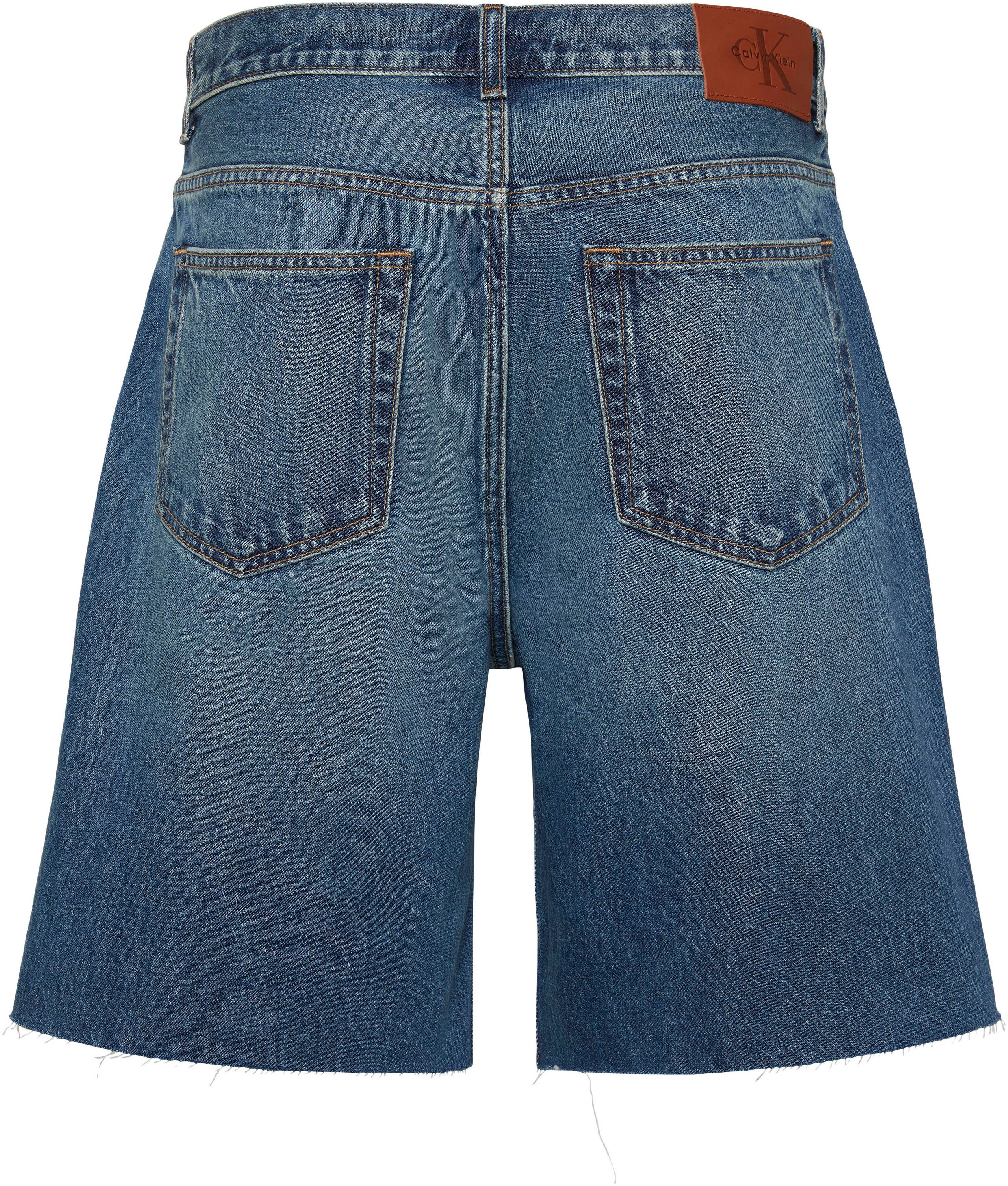 Calvin Klein Jeans Shorts 90S SHORT GREENWOOD Regular fit mit abgeschnittenem Beinsaum