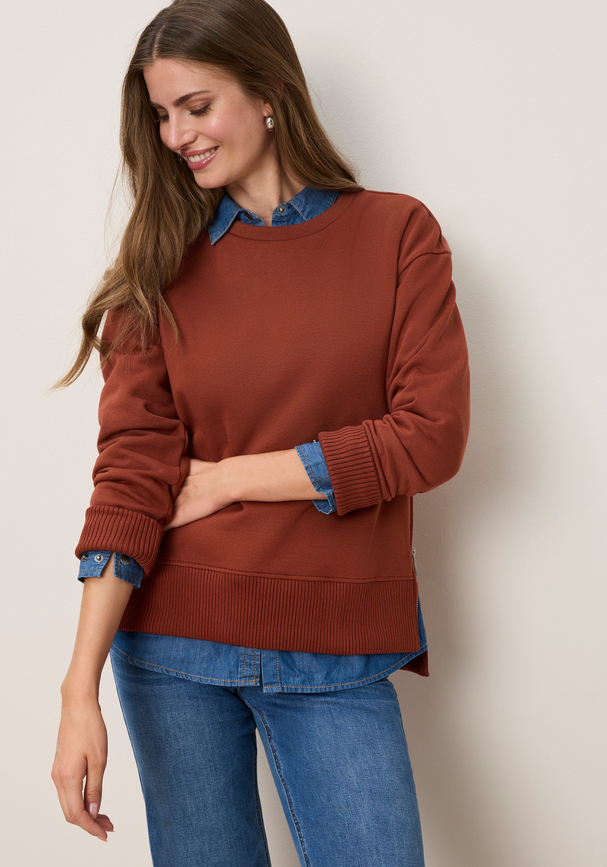 Tamaris Sweatshirt mit seitlichen Reißverschlüssen aus elastischer Baumwollqualität