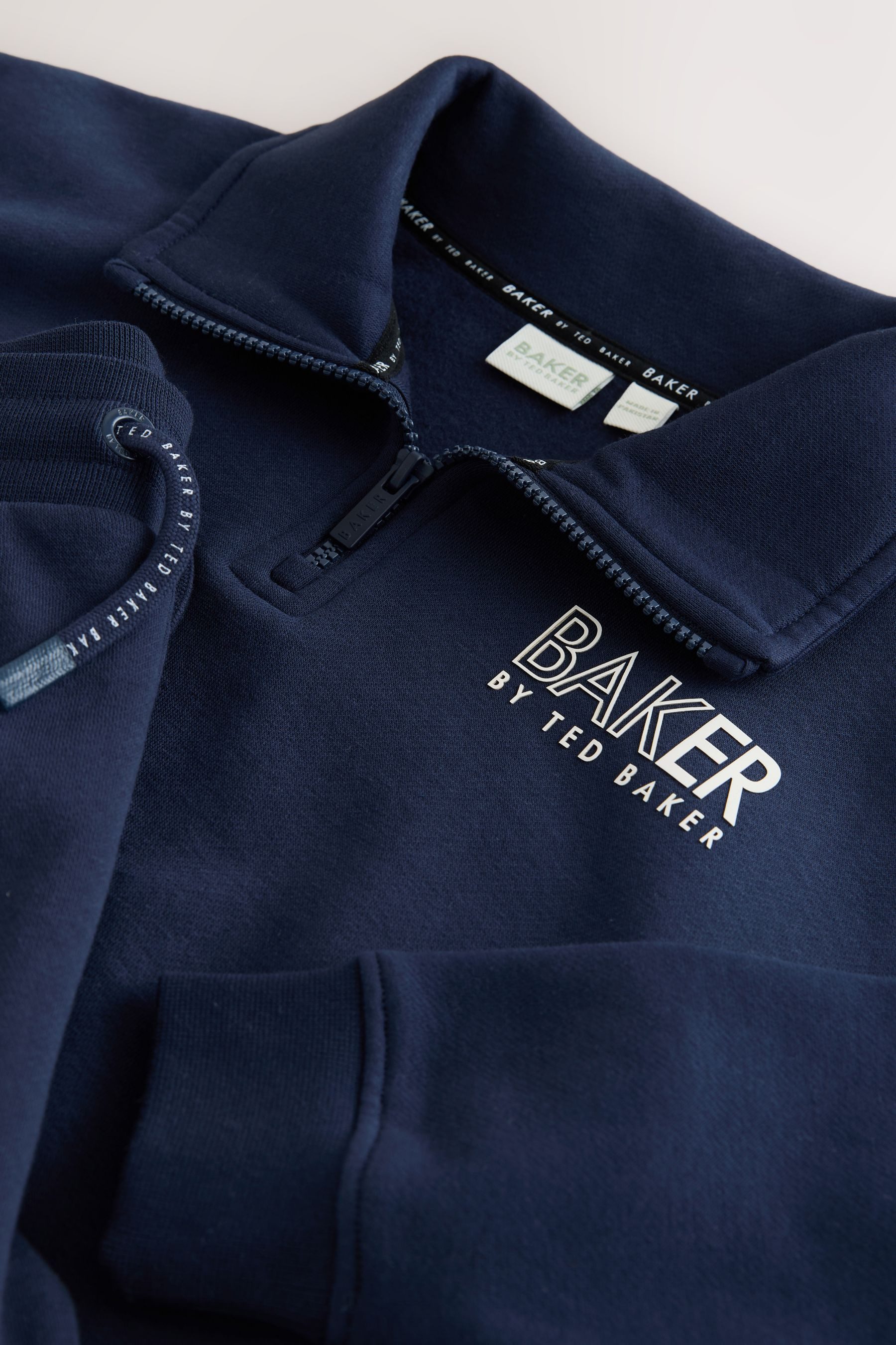 Baker by Ted Baker Sweatanzug Baker By Ted Baker Sweatshirt + Jogginghose (2-tlg)