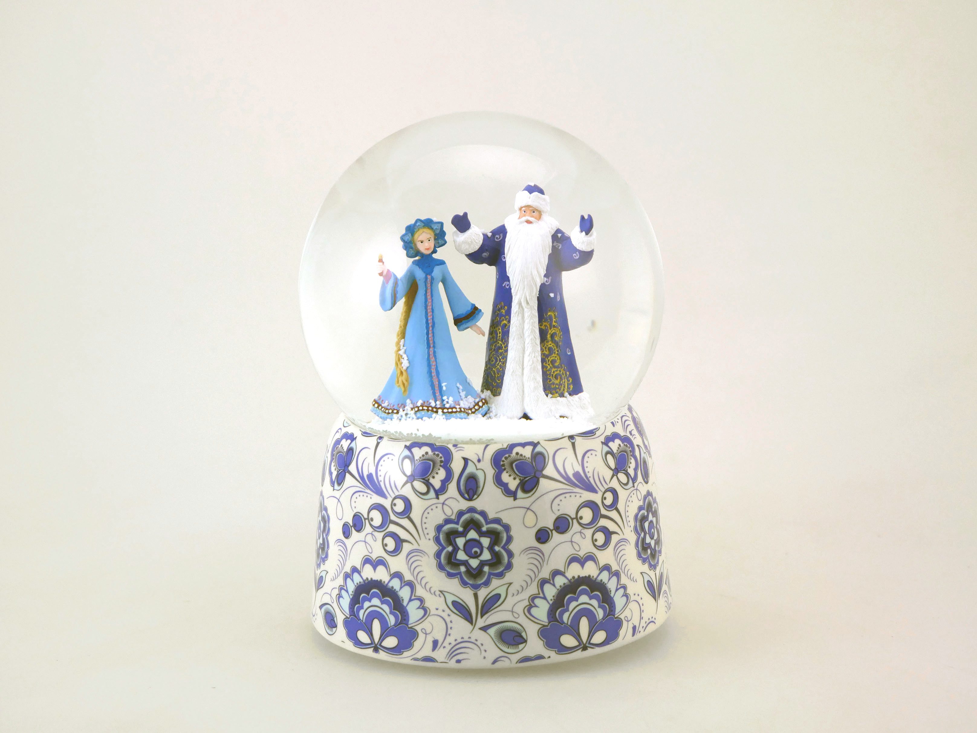 Musicboxworld Spieluhr Schneekugel Väterchen Frost