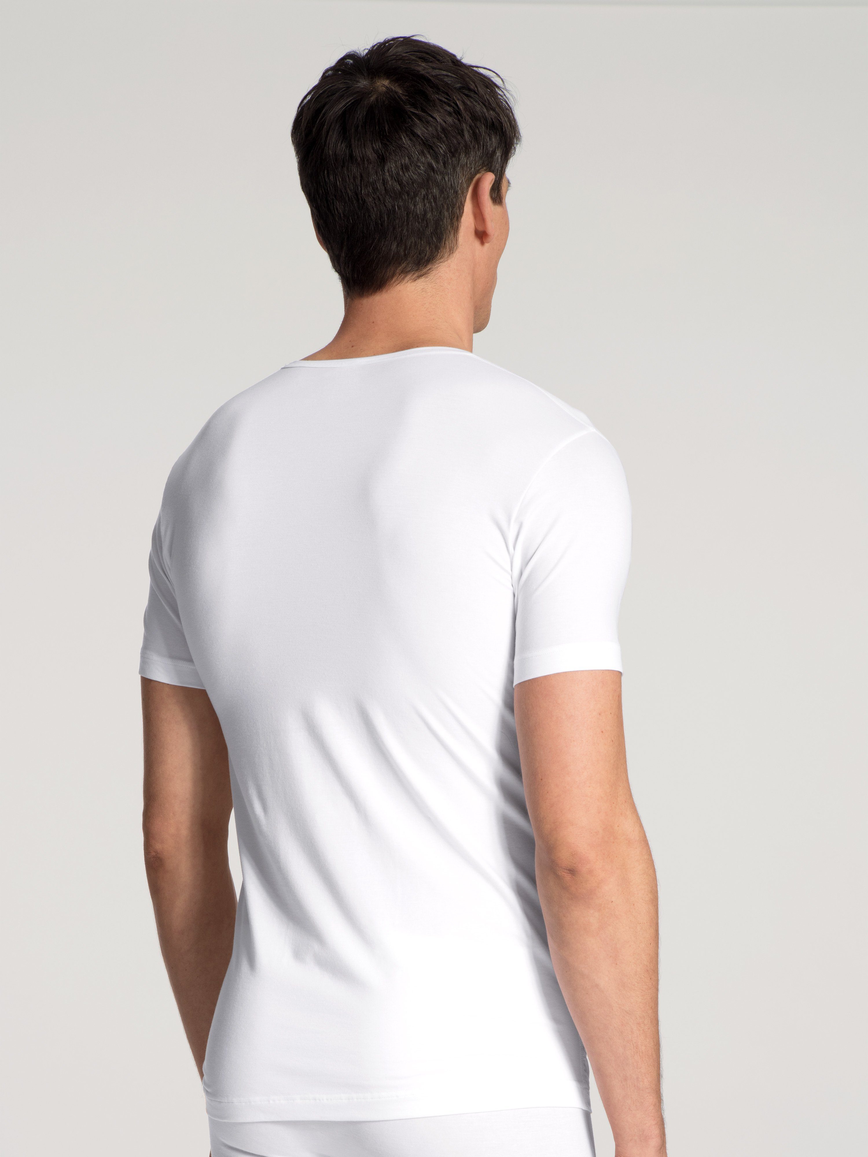 CALIDA Kurzarmshirt Focus V-Ausschnitt, Single Jersey, flache Nähte, elastisch, weich