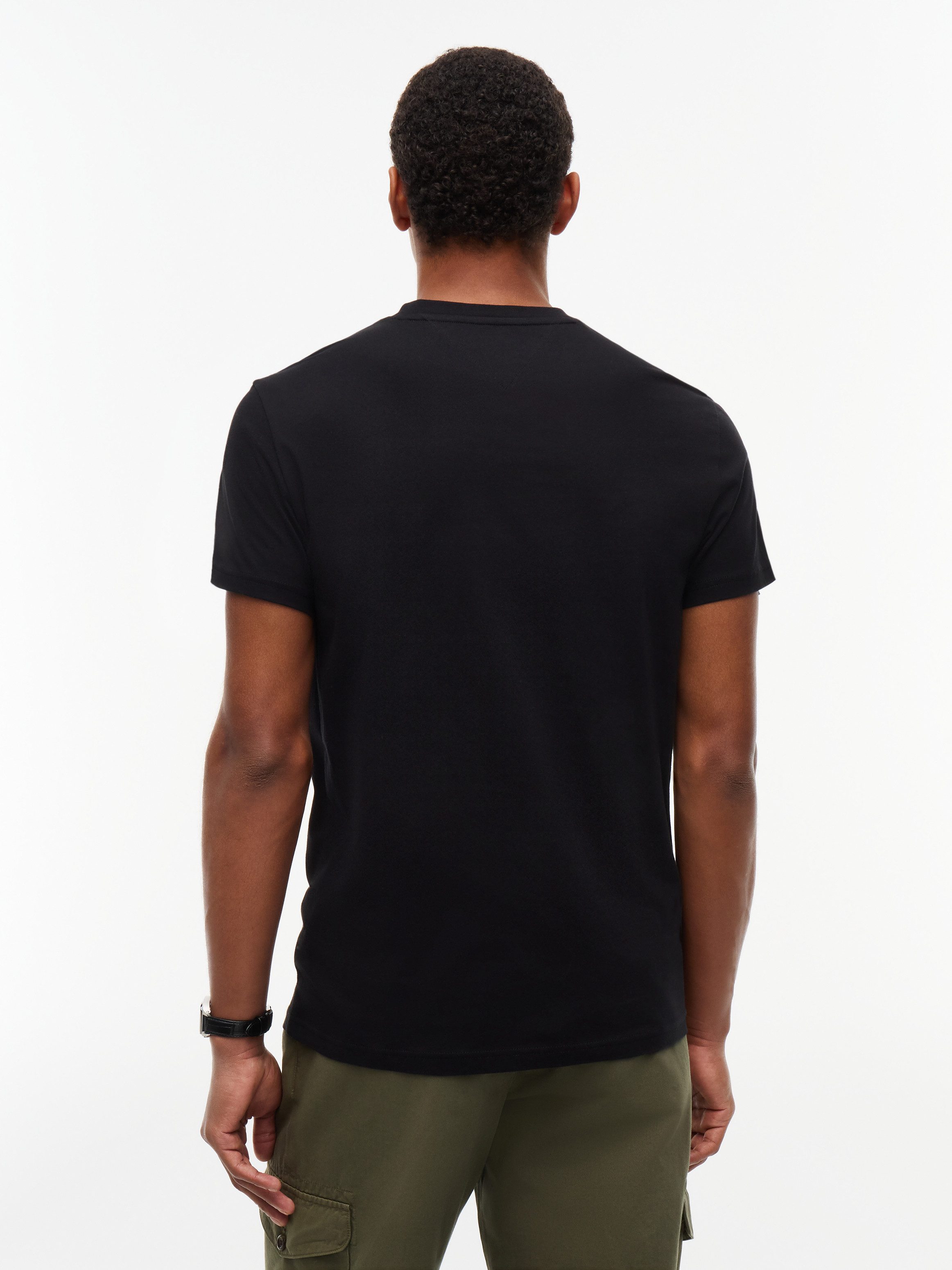 Tommy Jeans T-Shirt SLIM SIGNATURE CHEST TEE Slim fit mit Rundhalsausschnitt