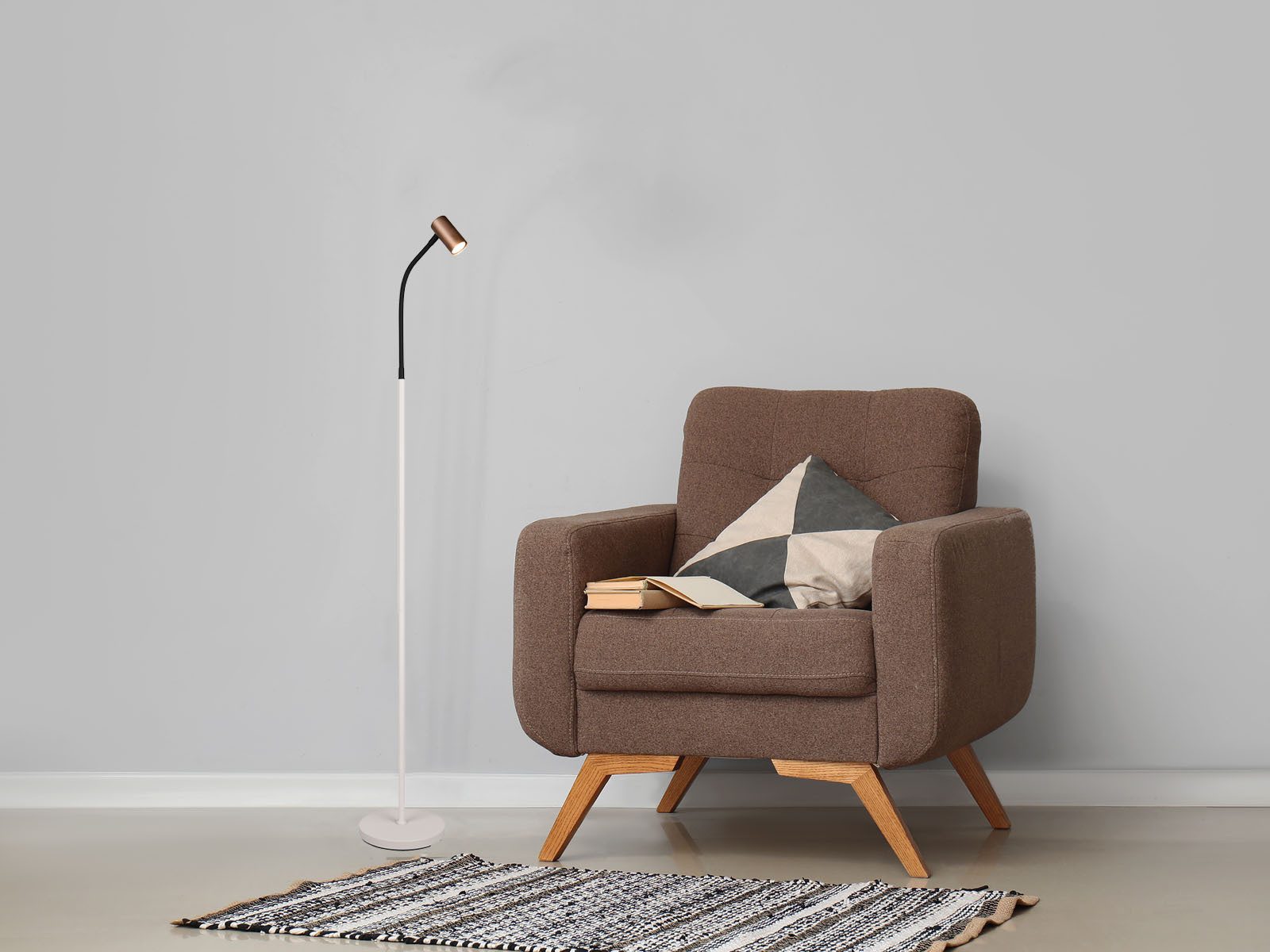 Reality Leuchten LED Leselampe Spot flexibel biegsam, Höhe 133,5cm, Leuchtmittel dimmbar, LED wechselbar, Warmweiß, schmal-e Stehlampe dimmbar, kleine Leseleuchte mit GU10 LED