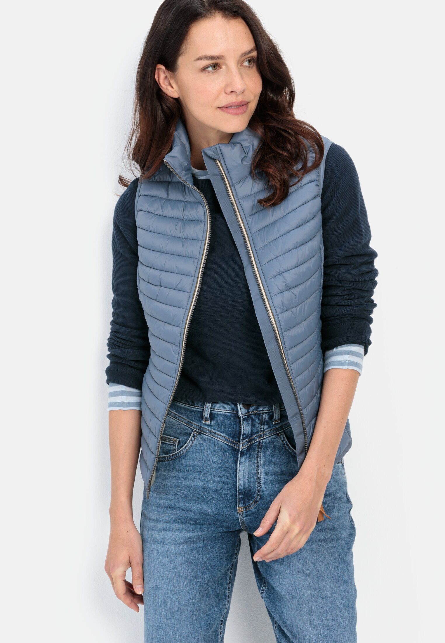 camel active Steppweste aus recyceltem Polyamid ärmellos Stehkragen mit Stehkragen