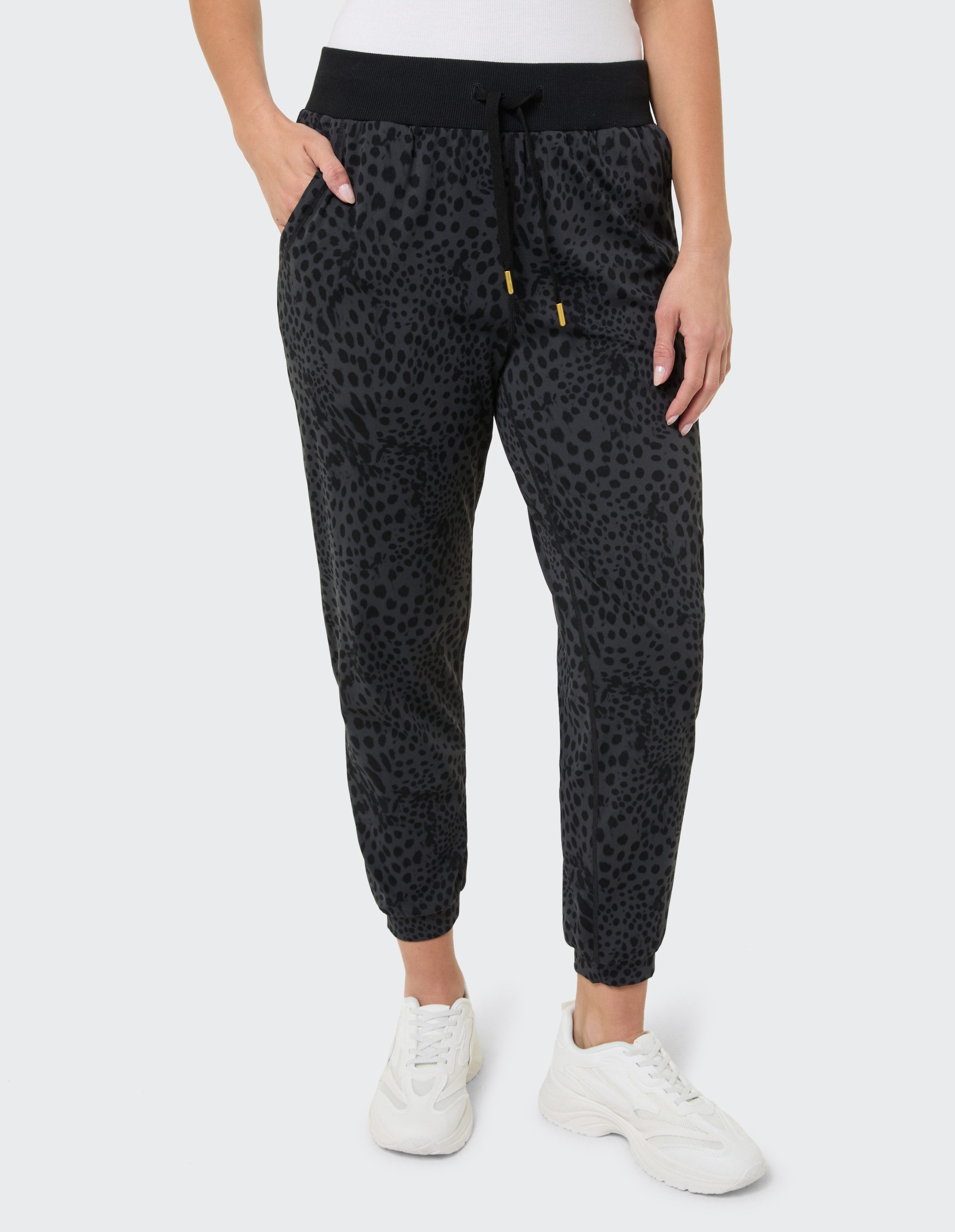 Venice Beach Jogginghose D JOGGINGHOSE NINA lange Hose, lässige Silhouette, mit Futter aus Baumwolle und Elasthan