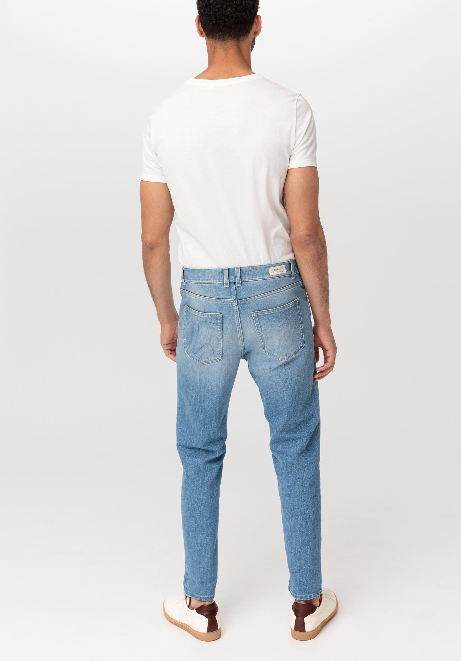 (1-tlg) aus Bio-Denim Relaxed Jeans Tapered Hessnatur Bequeme