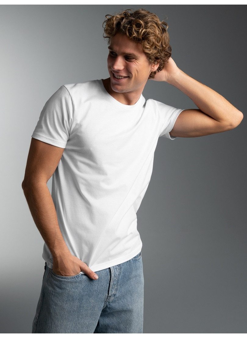 Trigema T-Shirt TRIGEMA Slim Fit T-Shirt aus DELUXE Baumwolle (1-tlg)