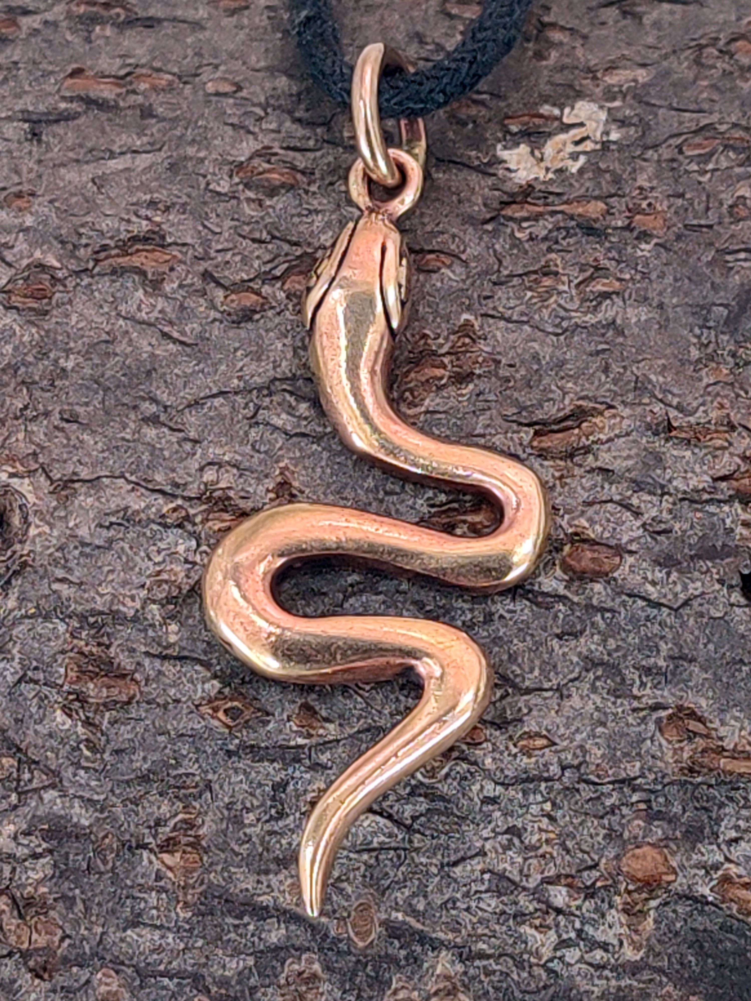 Kiss of Anhänger Kette chlangen Leather Schlange Kettenanhänger Gothic Snake Bronze Metal
