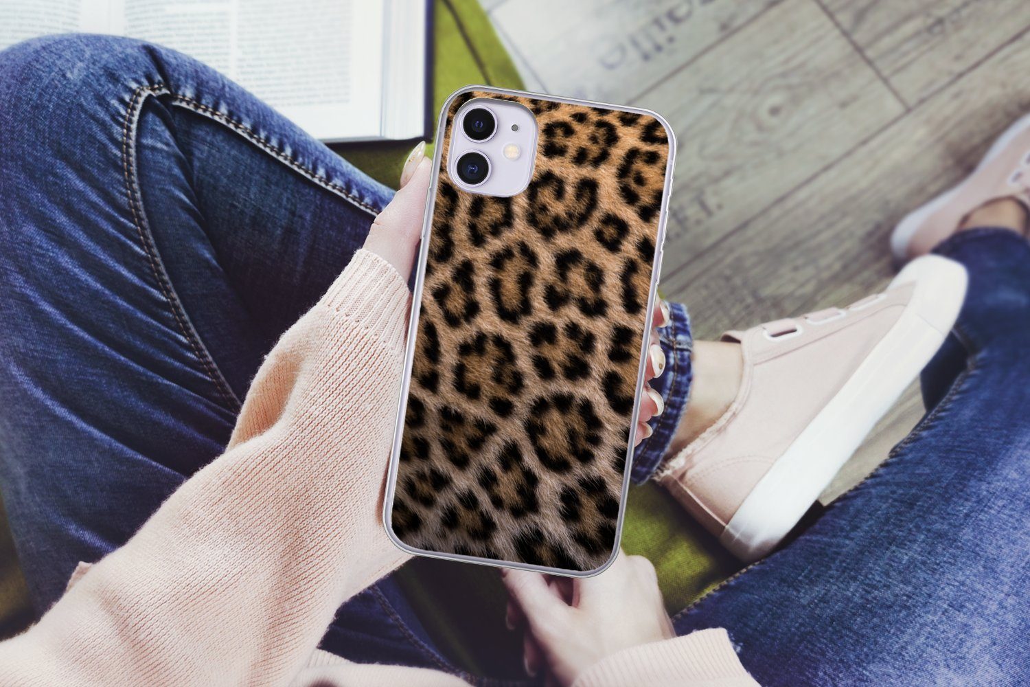 MuchoWow Handyhülle für Apple iPhone 11 Panther Druck, Smartphone-Bumper, Print, Handy Schutzhülle Dünn