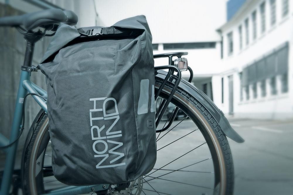 Northwind Fahrradtasche Northwind Barrier Fahrradseitentasche, wasserfest, 25 Liter Stauraum