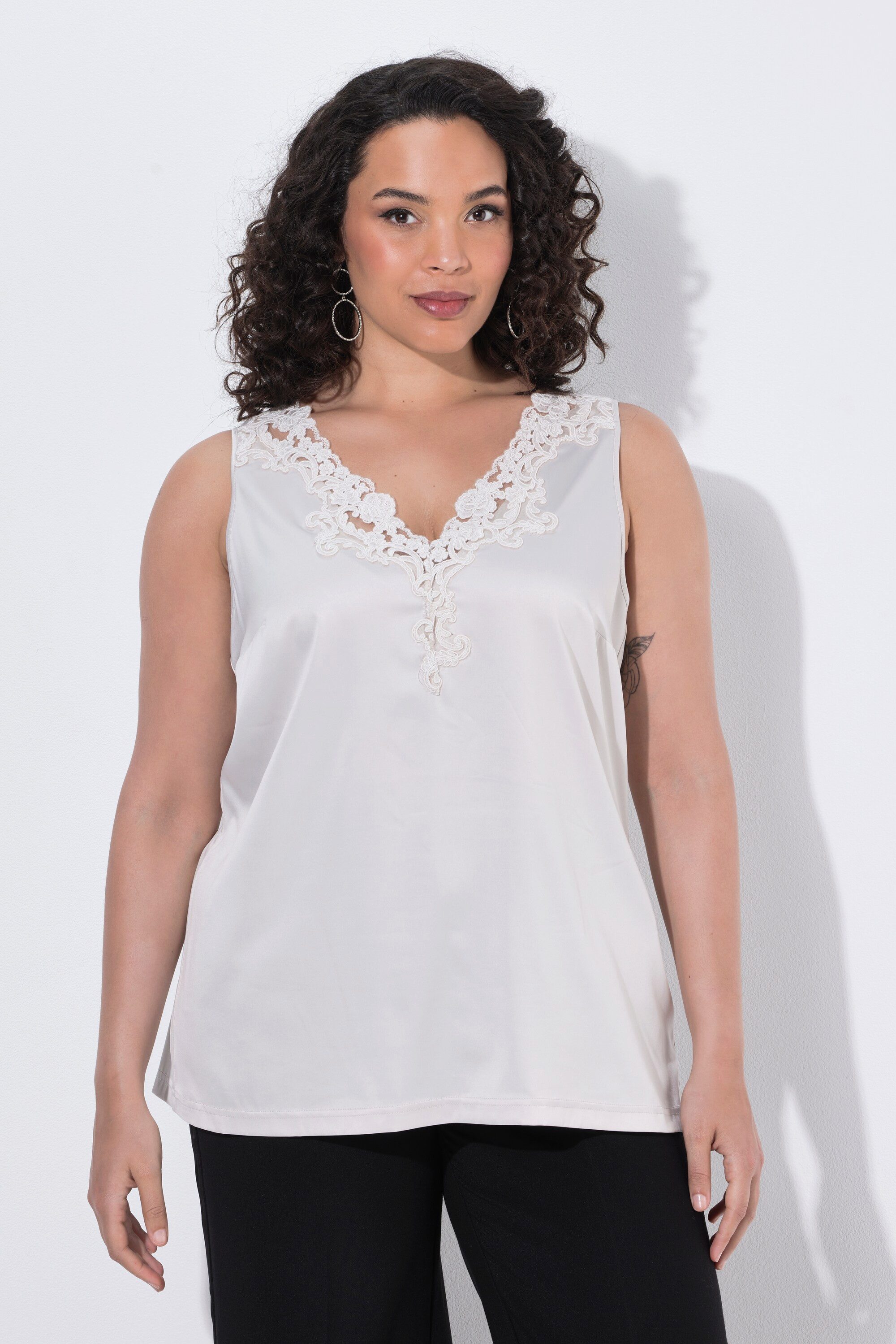 Ulla Popken Longtop Top Spitze Slim V-Ausschnitt ärmellos