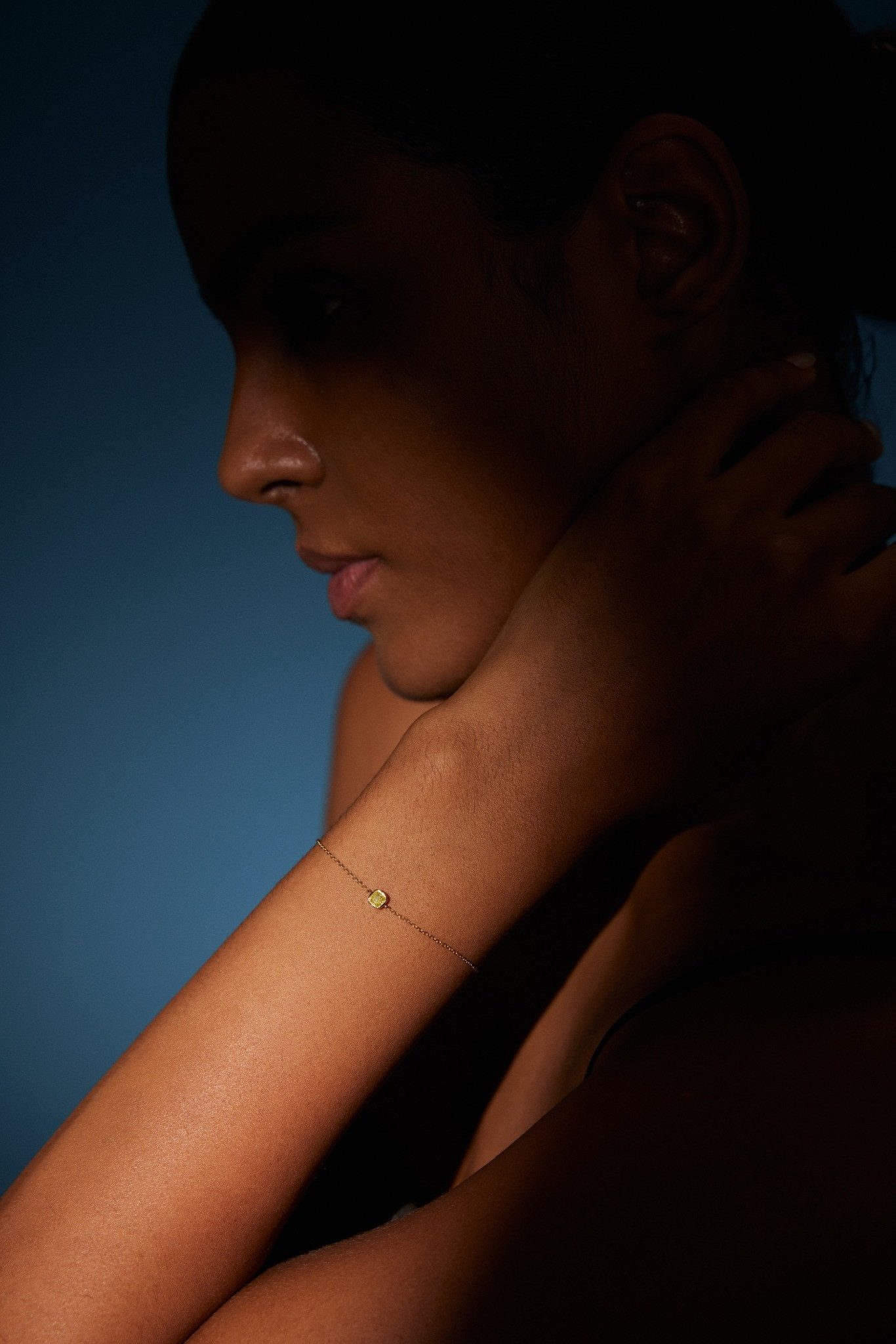 Sternvoll Goldarmband Fancy Yellow Diamant Armband, IGI-zertifiziert, Solitär, 18K Weißgold, Lünettenfassung