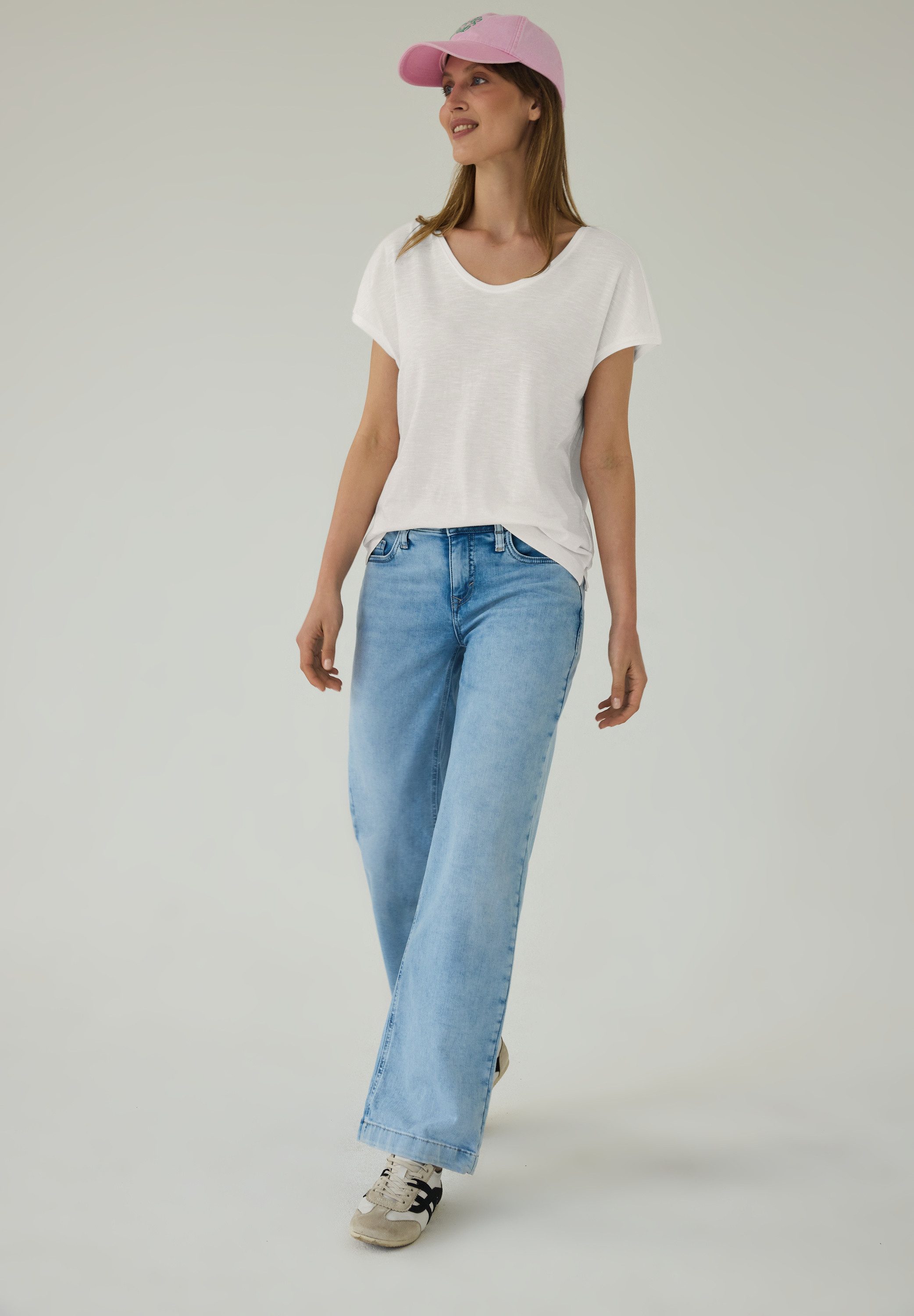 STREET ONE STUDIO V-Shirt mit abgerundetem V-Ausschnitt – Bild 3 von 5