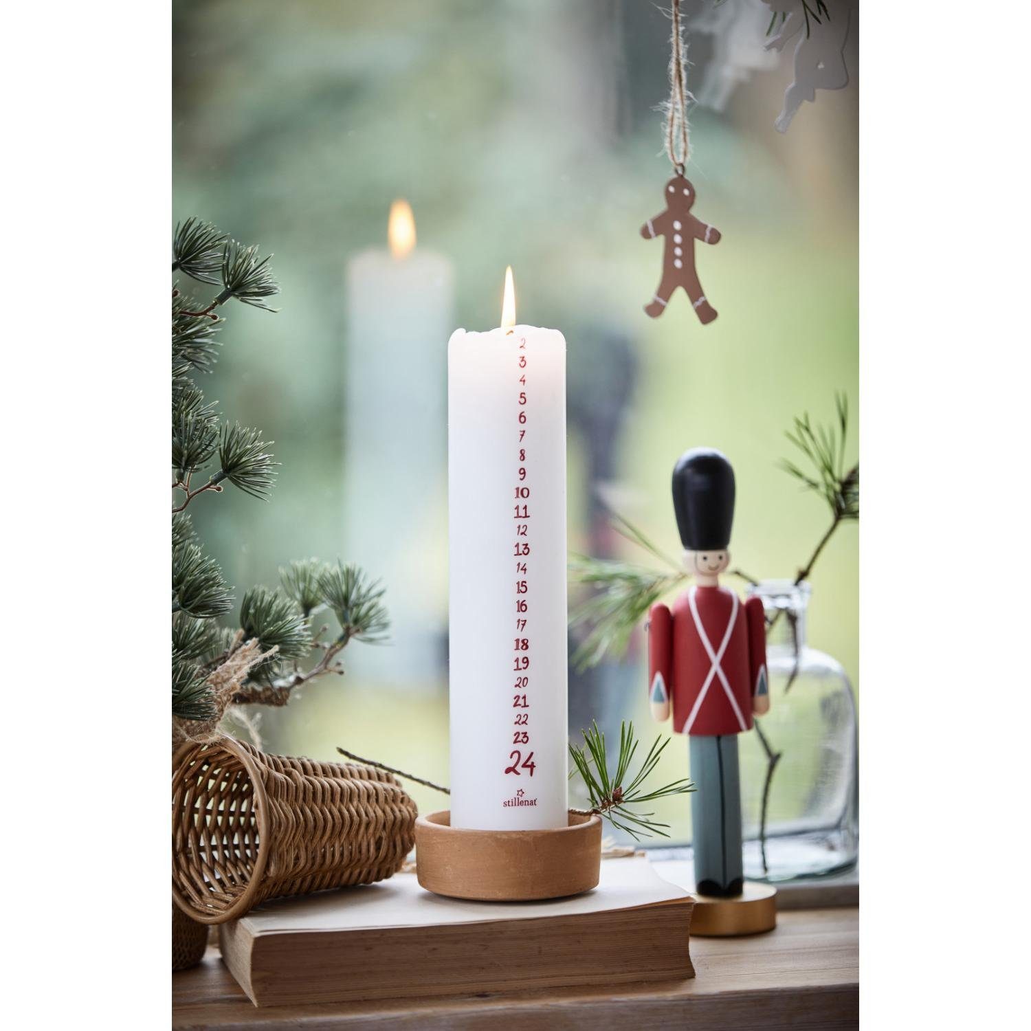 Ib Laursen Windlicht Ib Laursen Weihnachtskerze 1-24 Weiß mit roten Zahlen günstig online kaufen