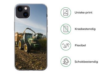 MuchoWow Handyhülle Traktor - Anhänger - Mais - Grün - Landleben, Handyhülle Apple iPhone 13, Smartphone-Bumper, Print, Handy