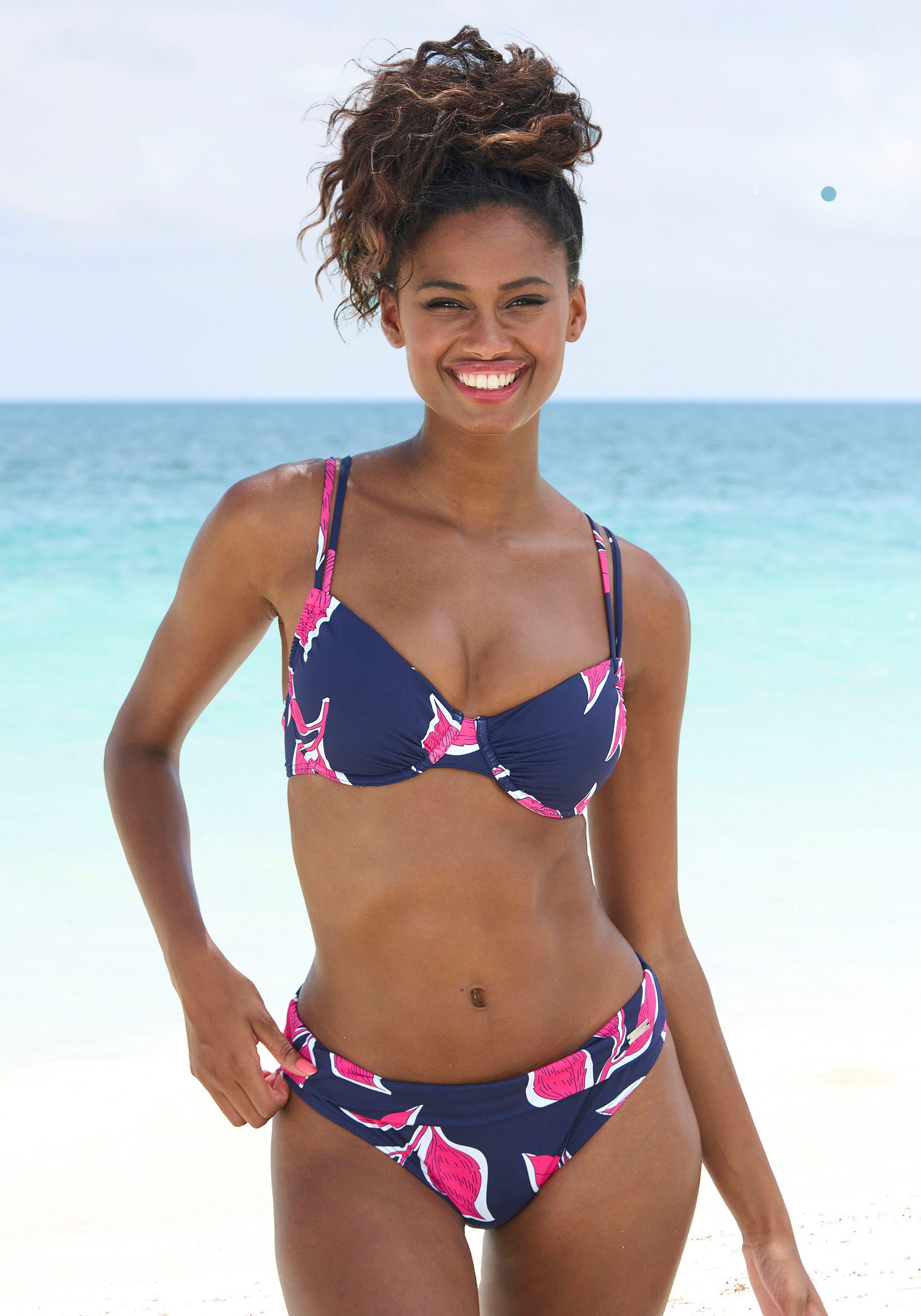 LASCANA Bügel-Bikini-Top, im Blätter-Design günstig online kaufen