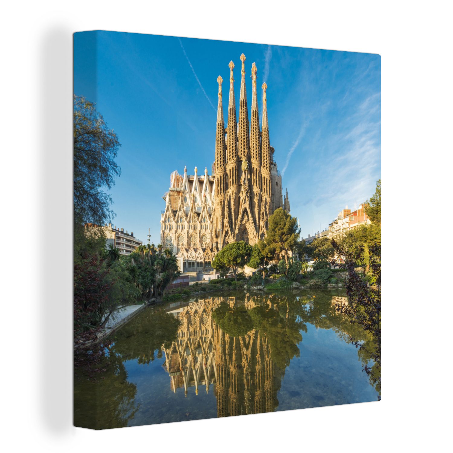 OneMillionCanvasses® Leinwandbild Barcelona - Sagrada Familia - Wasser, (1 St), Leinwand Bilder für Wohnzimmer Schlafzimmer
