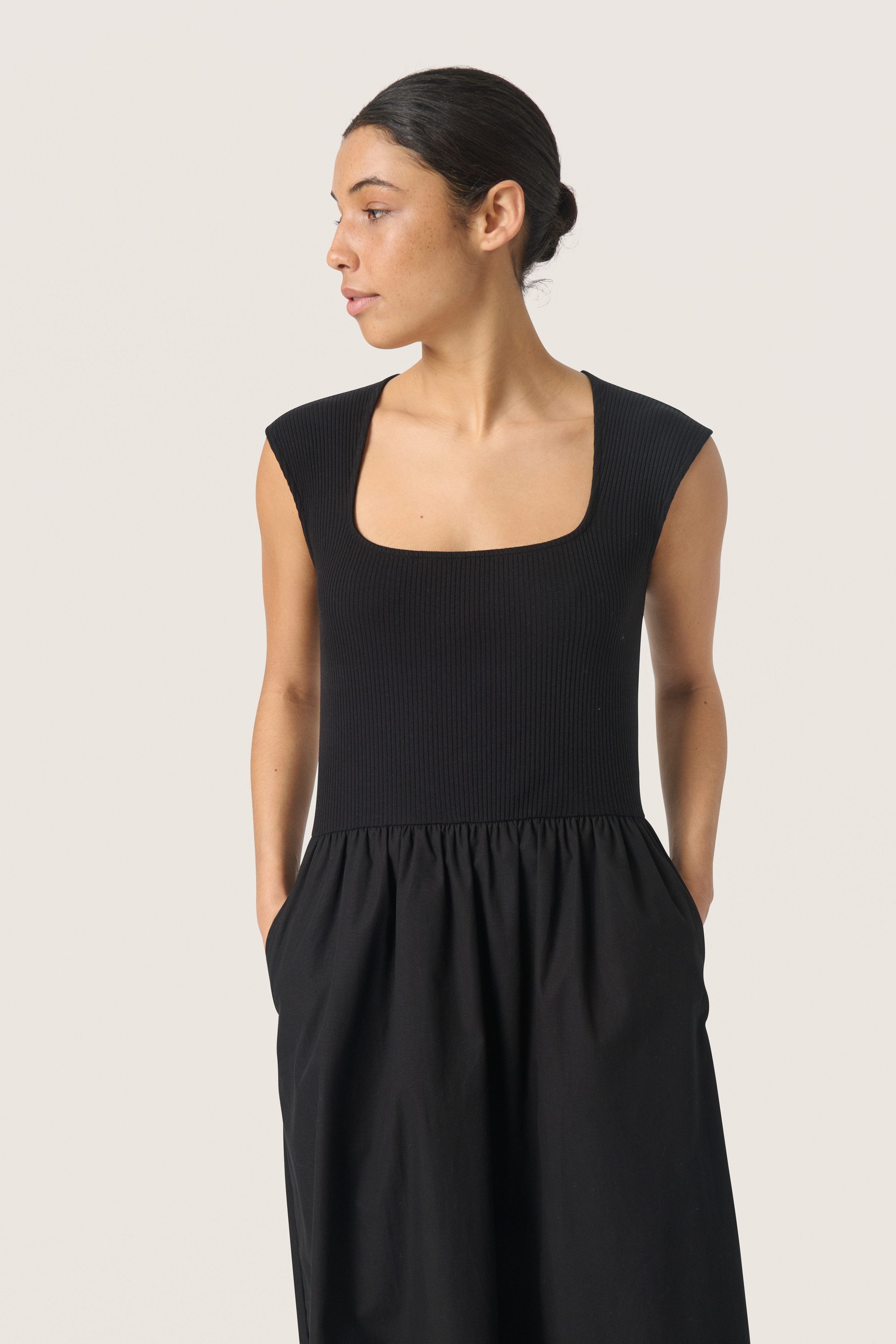 SOAKED IN LUXURY Jerseykleid Jerseykleid SLSimone