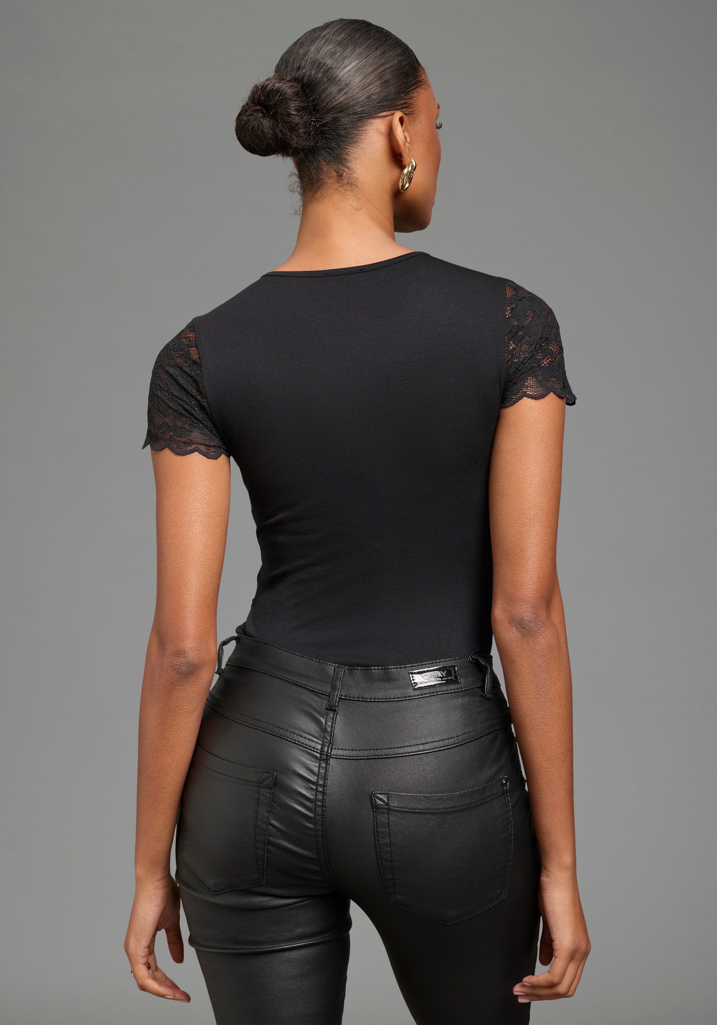 Laura Scott Body mit Spitze und Mesh figurbetonte Passform, mit Rundhalsausschnitt