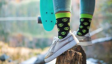 AlterSocks Freizeitsocken Lustige Socken Alien Socken Damen & Herren Unisex Größe 36 – 45 (1 Paar)