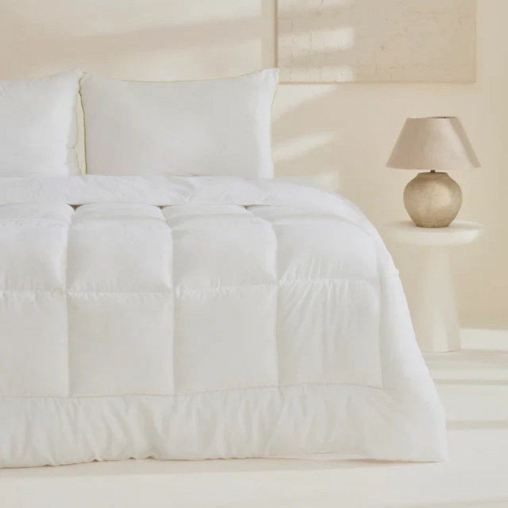 Karaca Tagesdecke Karaca Basic Microfaserbettdecke 155x200 - Weiße Einzelbett-Bettdecke