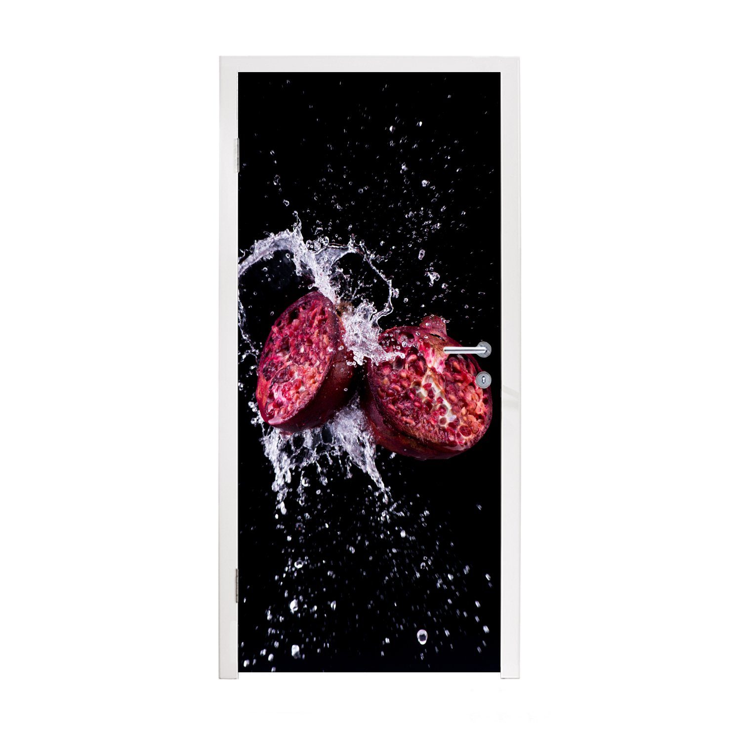 MuchoWow Türtapete Granatapfel - Frucht - Wasser - Schwarz - Violett, Matt, bedruckt, (1 St), Fototapete für Tür, Türaufkleber, 75x205 cm