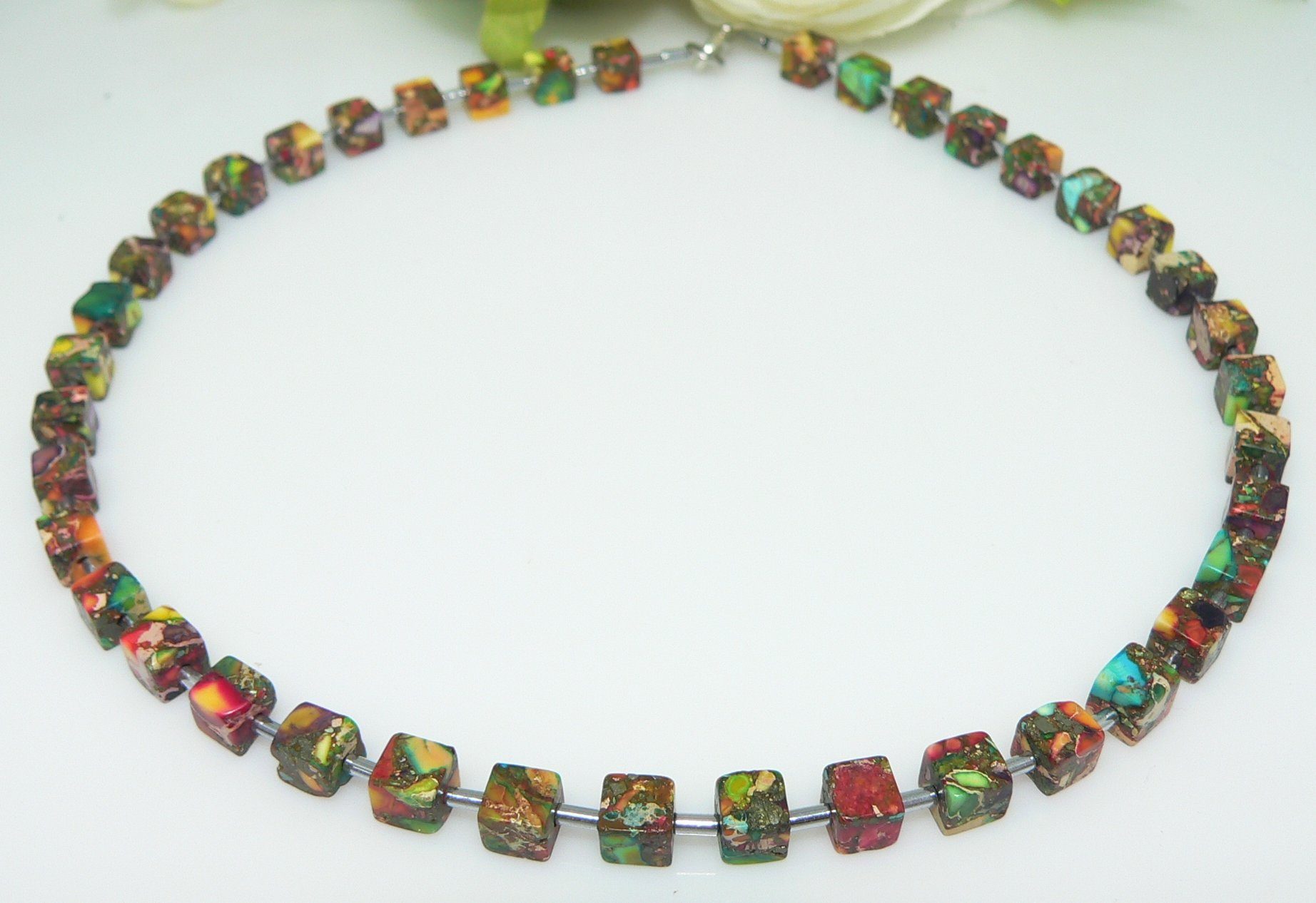 traumschmuck Collier 214v Halskette Würfel Schmuckstein Edelstein Picaso Jaspis mehrfarbig (Geschenke, Muttertag, Valentinstag, Weihnachten, Geburtstag, incl. Schmuckbox), handgefertigt, Made in Germany