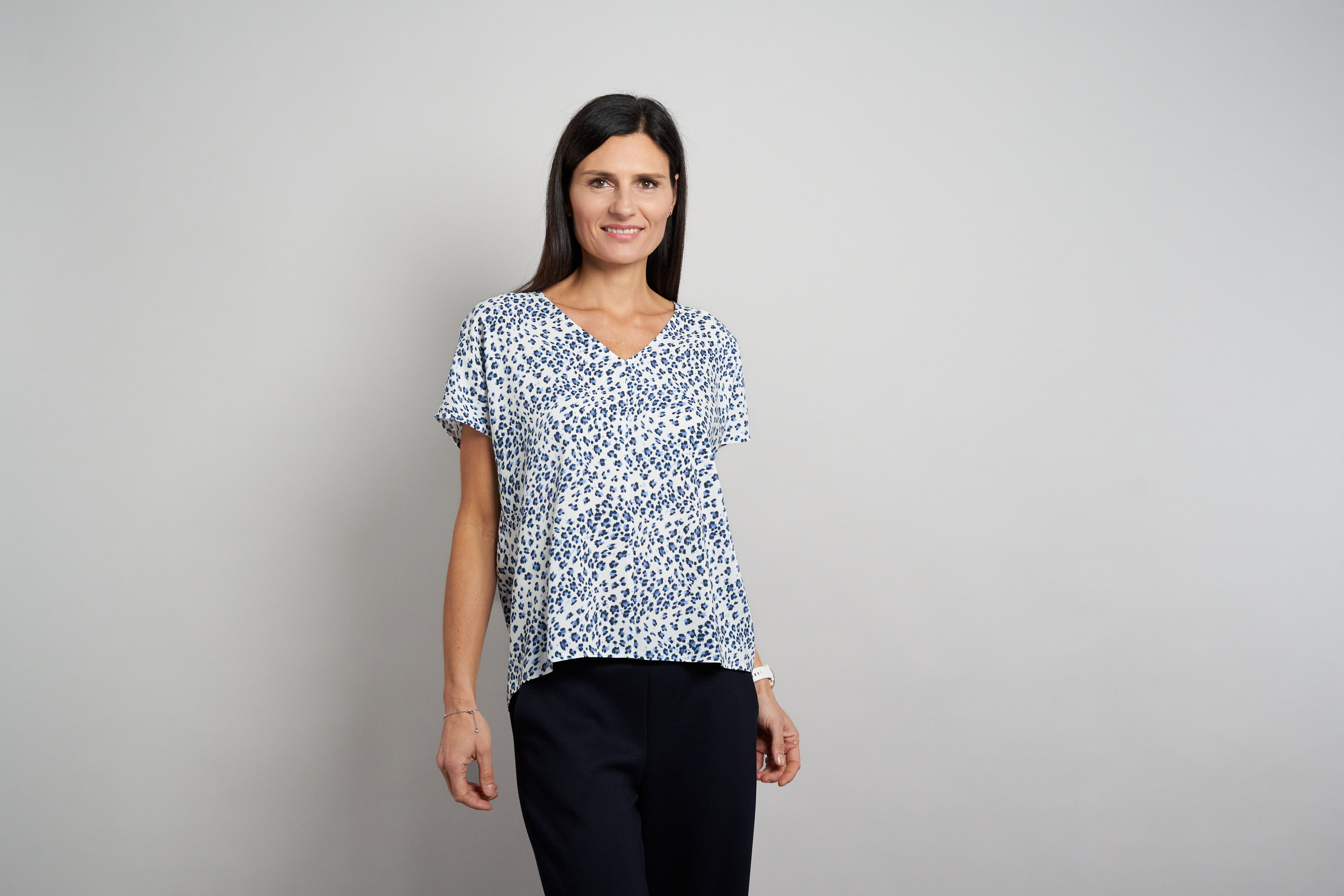 Seidel Moden Kurzarmbluse Otto exclusiv mit Minimalprint und V-Ausschnitt - MADE IN GERMANY