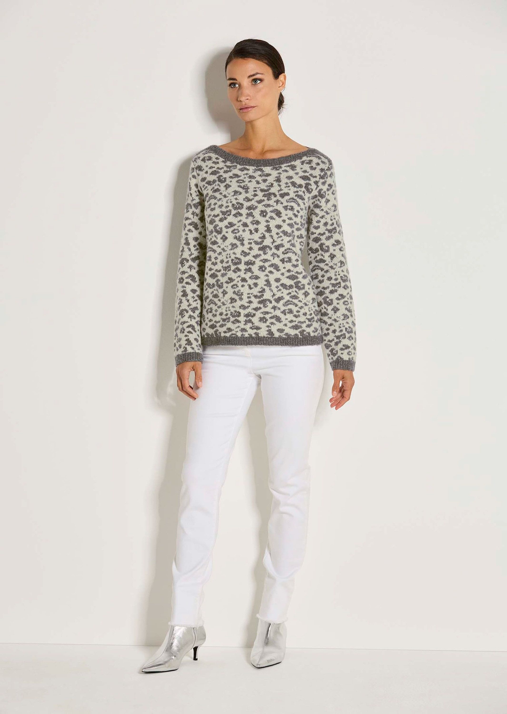 MADELEINE Strickpullover Eleganter Strick mit U-Boot-Ausschnitt Modischer Jacquardpullover mit Allover-Dessin, schmeichelnde Passform