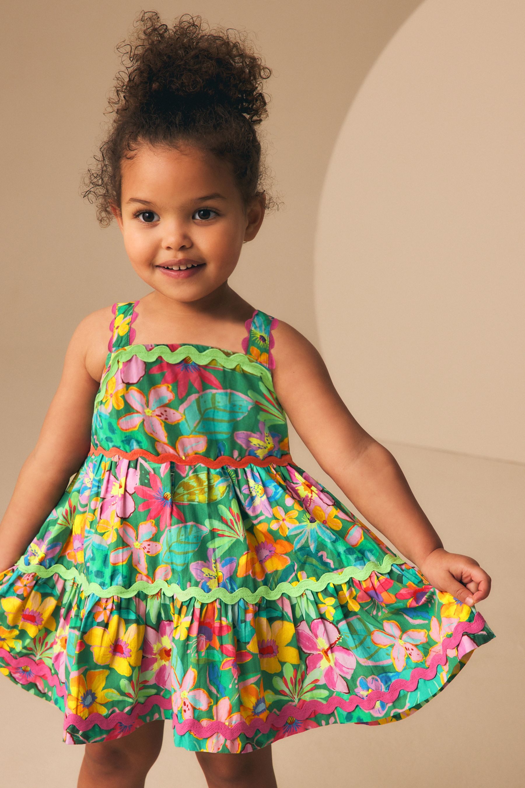 Sommerkleid Sommerkleid mit Zackenlitze