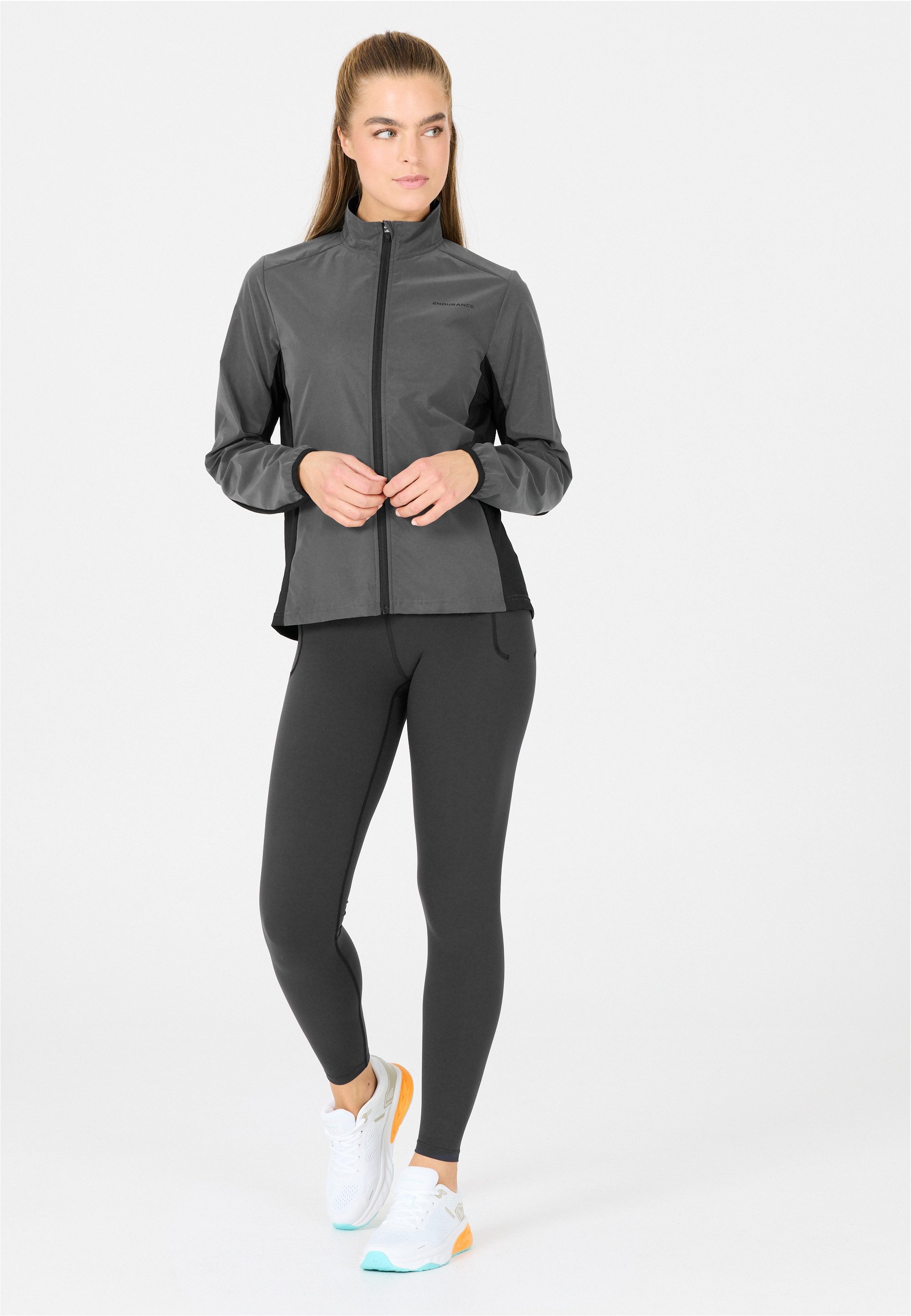 ENDURANCE Laufjacke Bebinca mit praktischen Reflektoren