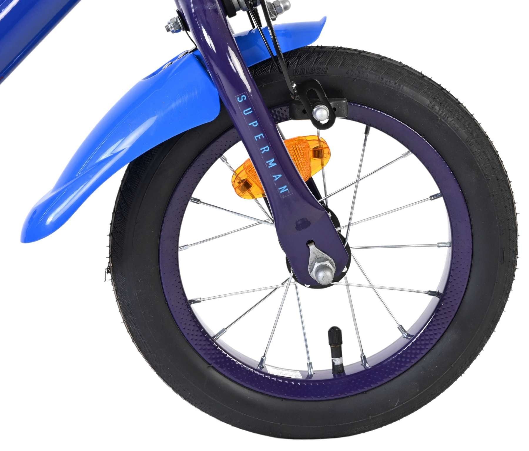 Volare Kinderfahrrad Superman 12 Zoll Jungen - Blau mit Handbremse & Rücktrittbremse, Geschlossener Kettenschutz, Luftreifen, Abnehmbare Stützräder