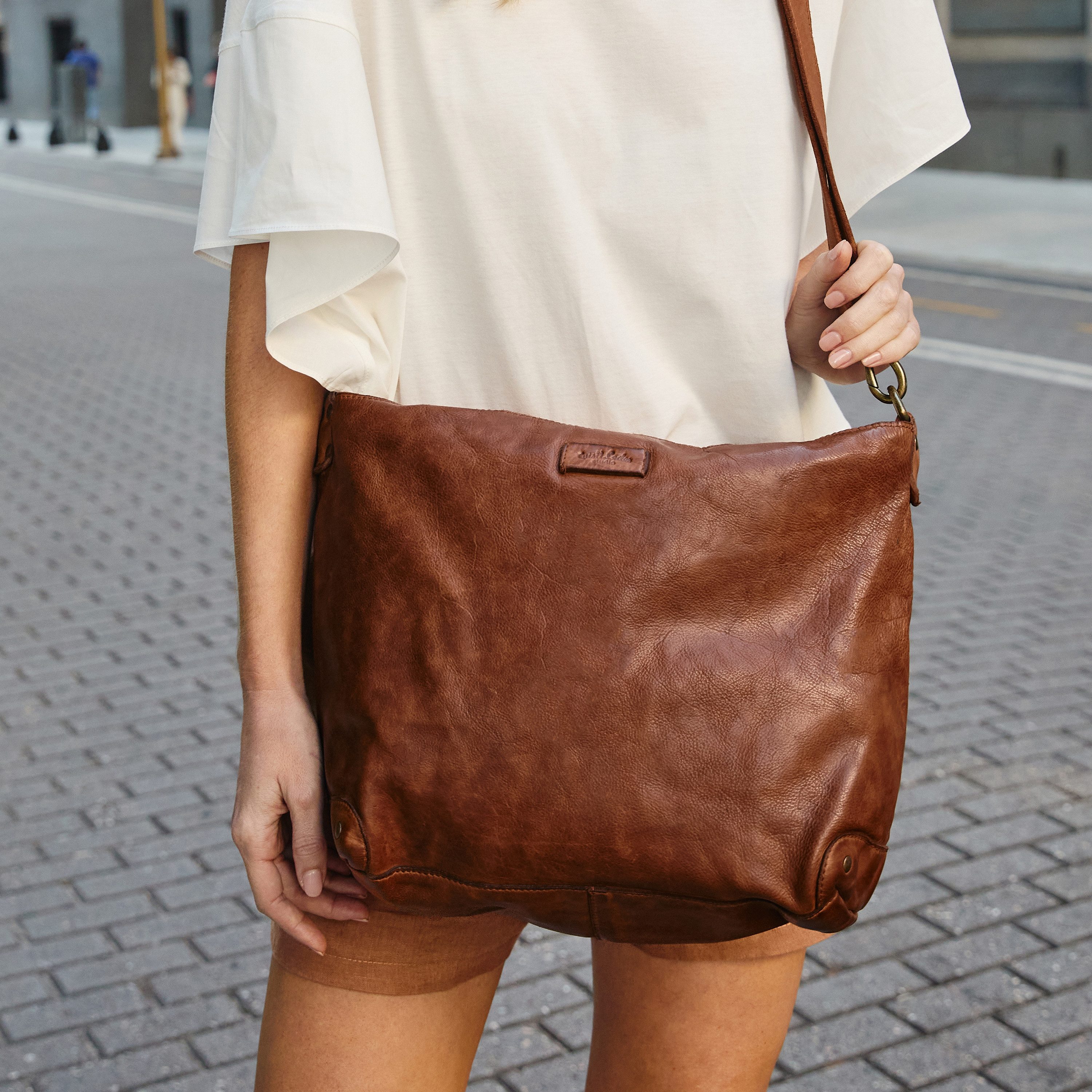 Gusti Leder Umhängetasche Gusti Leder Umhängetasche Suzanne (1-tlg) günstig online kaufen