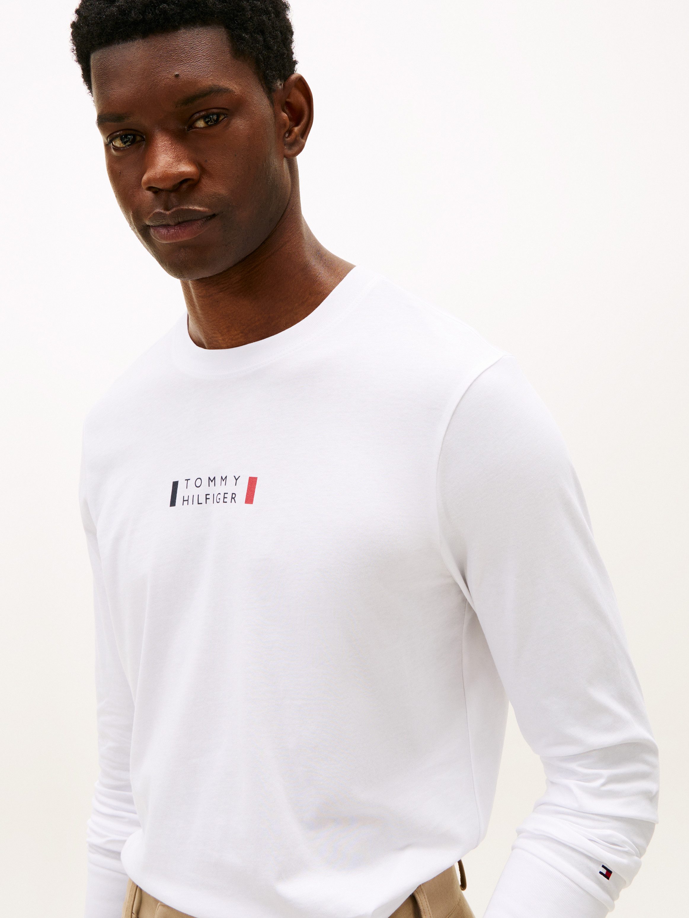 Tommy Hilfiger Longsleeve BRAND LOVE Jersey, Rundhals, mit Logo