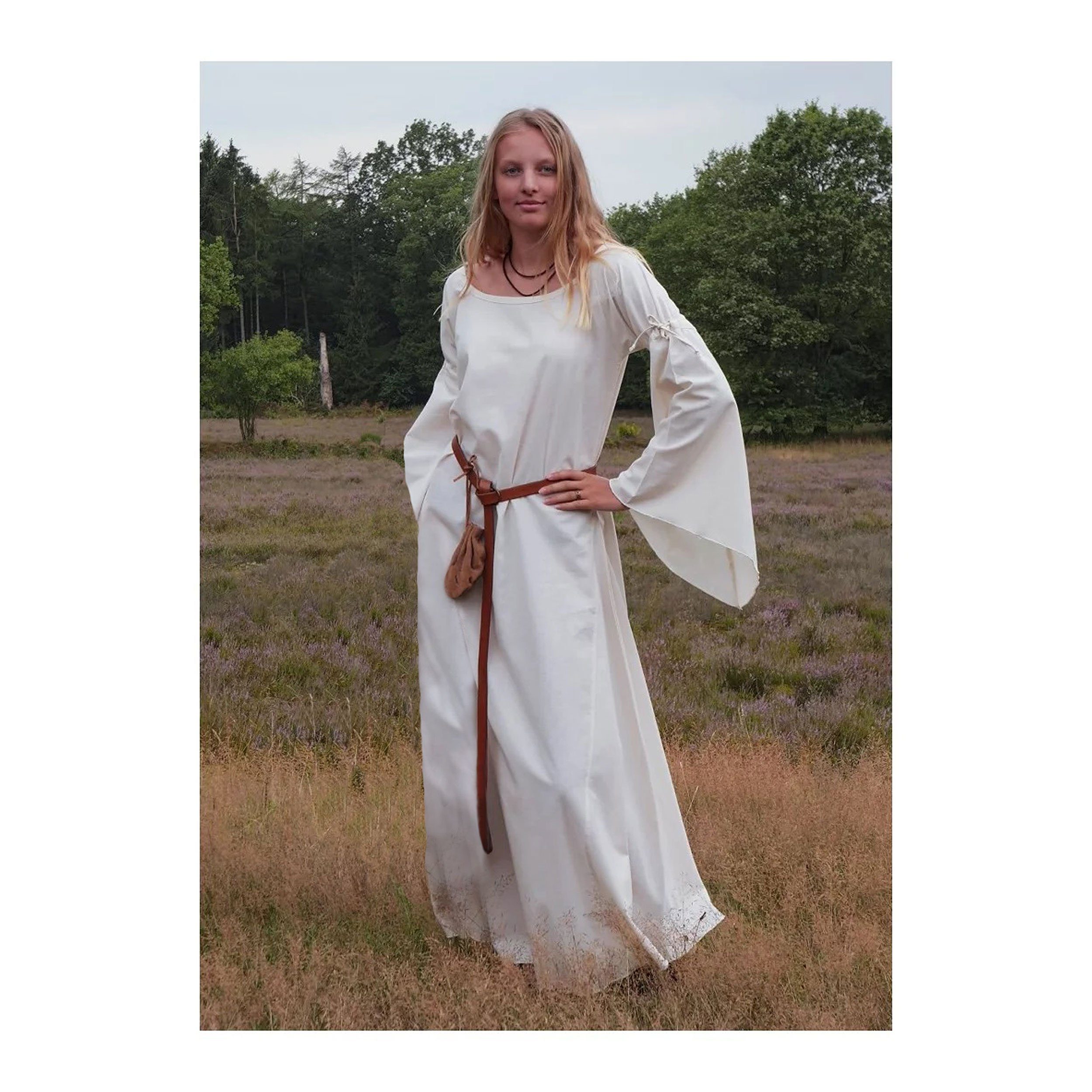 Battle Merchant Ritter-Kostüm Mittelalter-Kleid Natur mit Trompetenärmeln, Burglinde Размер L
