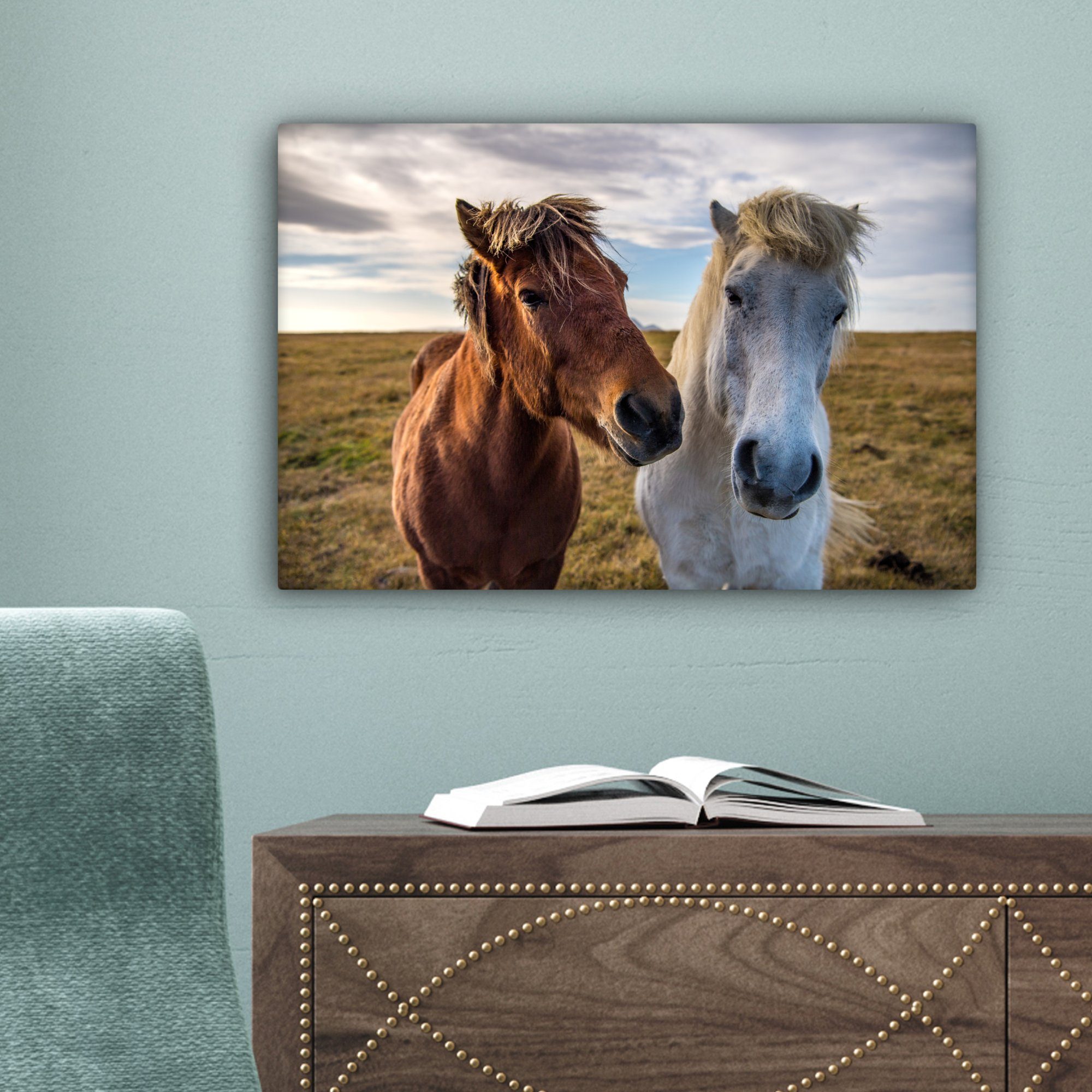 OneMillionCanvasses® Leinwandbild 30x20 einer auf Leinwandbilder, Wanddeko, Ponys cm (1 St), Wiese, Wandbild Isländische Aufhängefertig