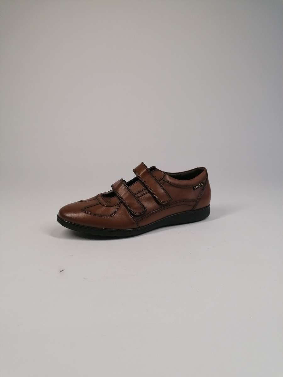 Schnürschuh