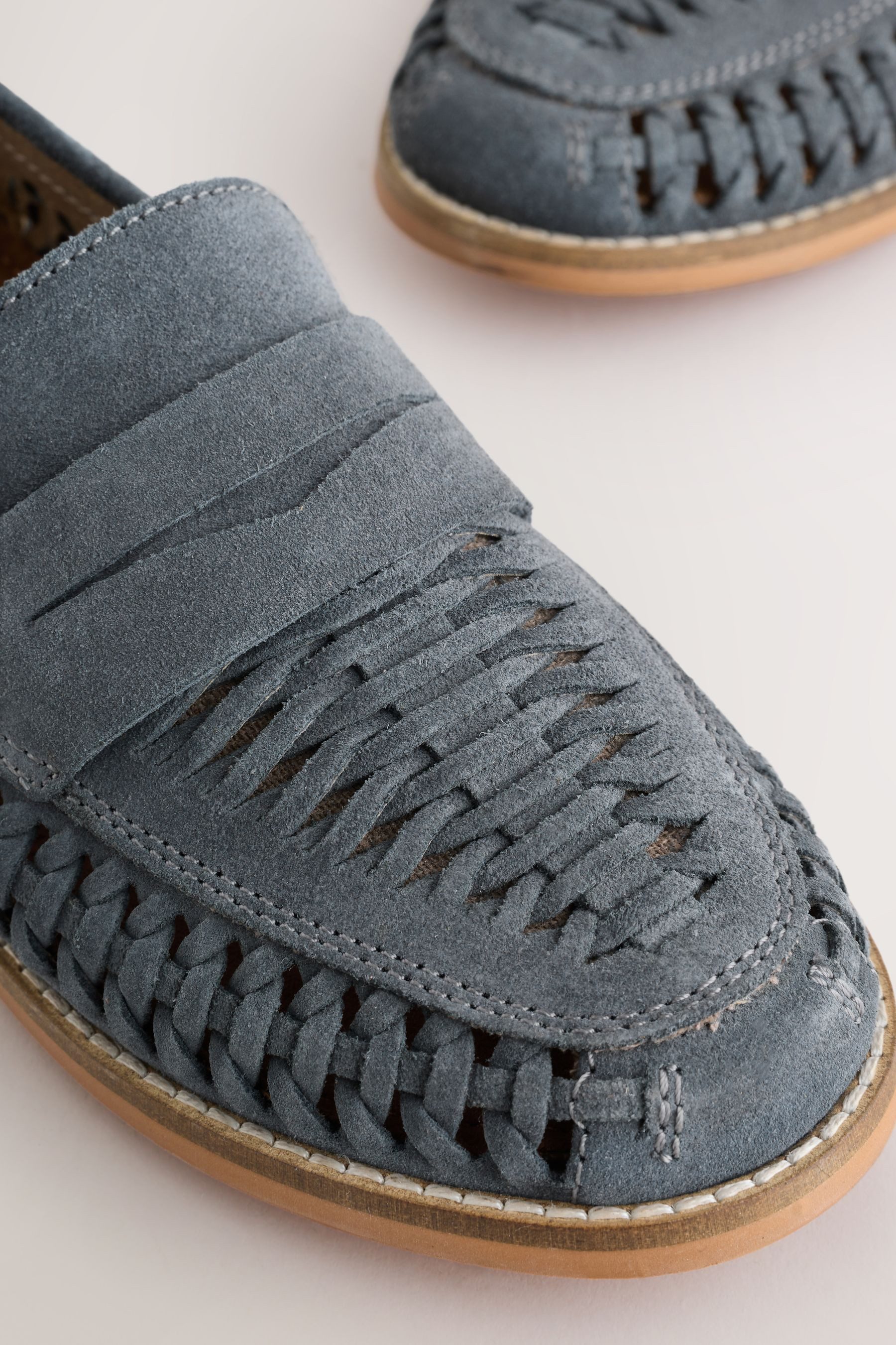 Next Veloursleder-Slipper mit Flechtdetail Loafer (1-tlg)